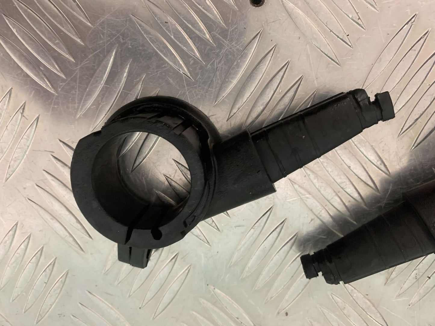 ROYAL ENFIELD 350 CLASSIC FRONT INDICATOR MOUNTS   YEAR 2022 (STOCK 967)