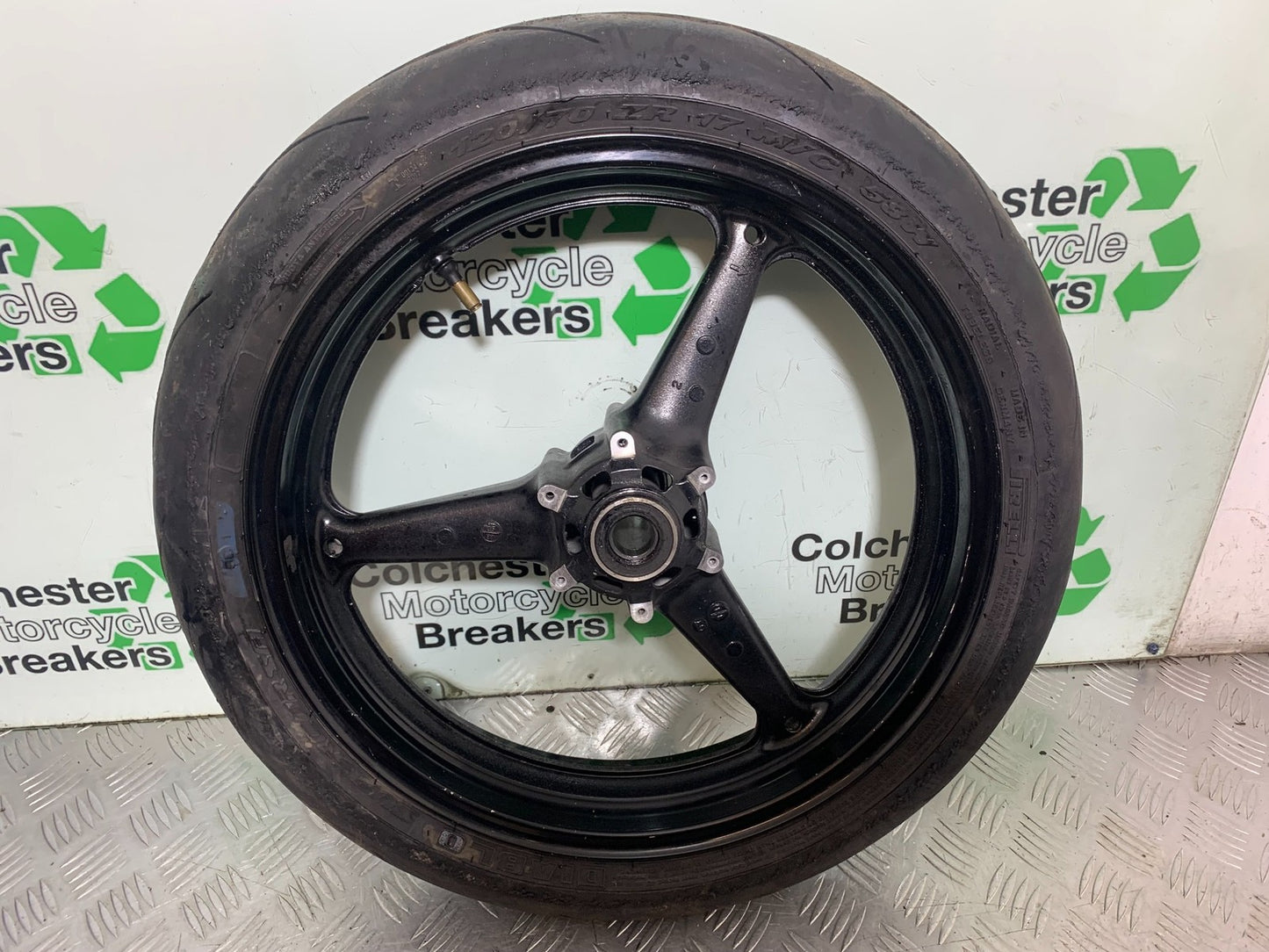 HONDA CBR1000 rr FIREBLADE FRONT WHEEL   2008-2011 (CMB1253)