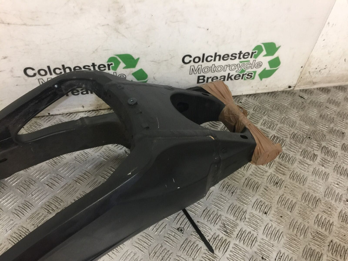 SUZUKI GSXR 750 L1-L5 SWINGARM YEAR 2012-2016 (STOCK 698)