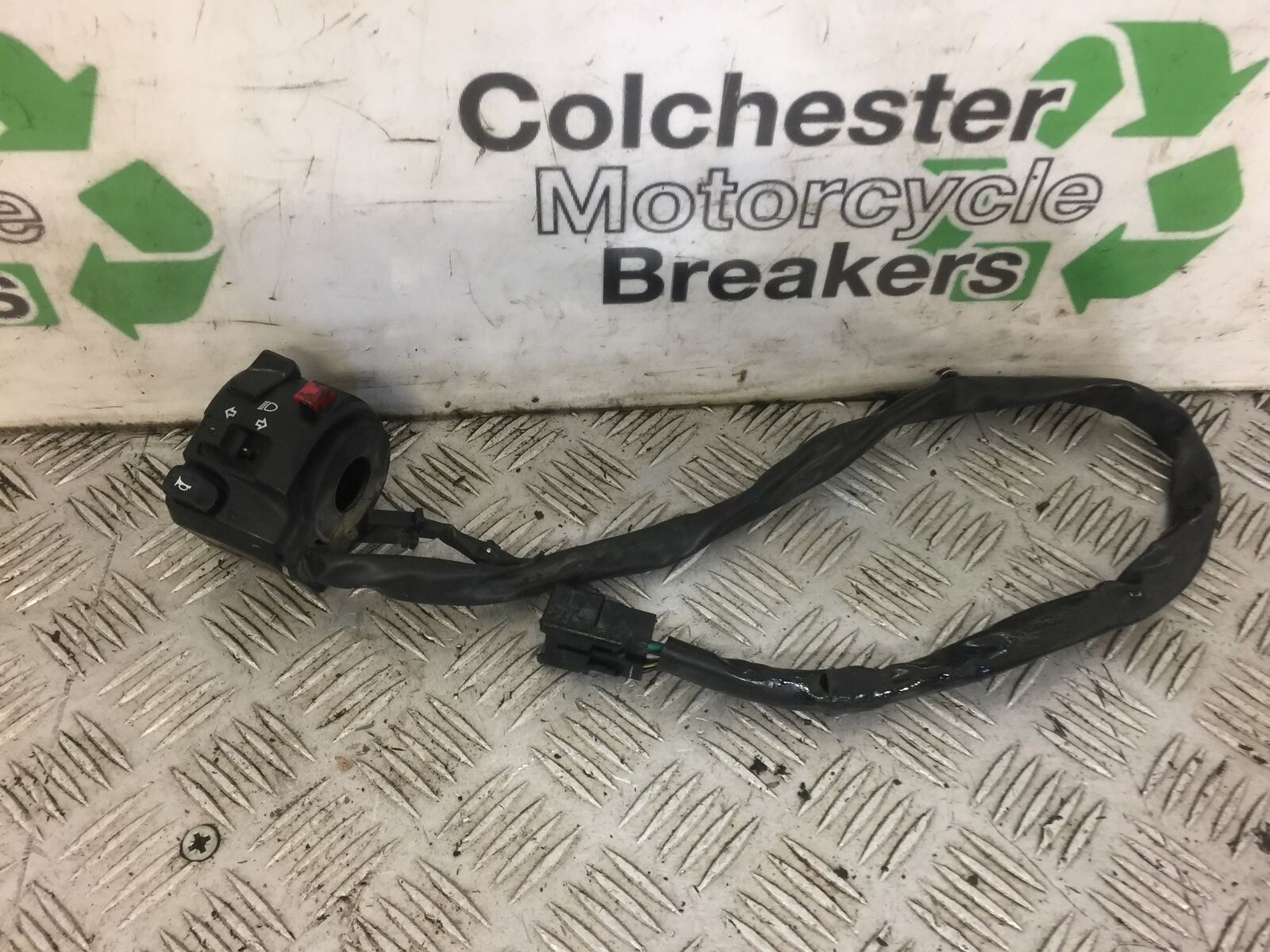 KAWASAKI 650 VERSYS LEFT SWITCH GEAR  YEAR 2011 (STOCK 478) ABS