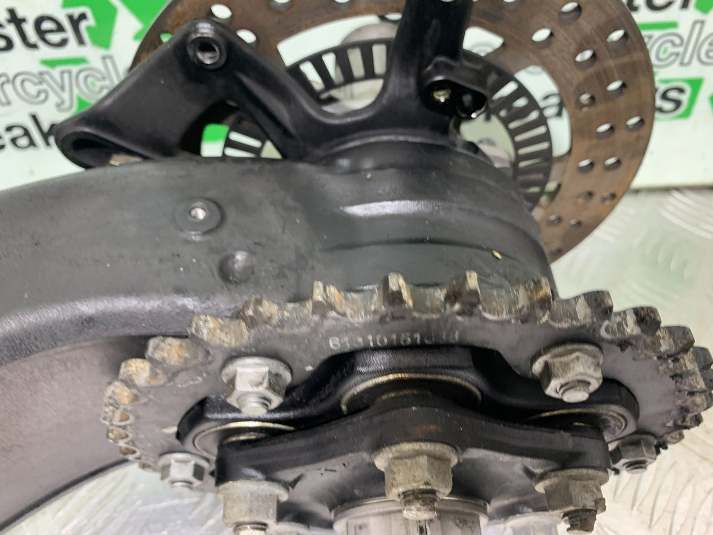 KTM 1290 SUPER DUKE R SWINGARM HUB CARRIER DISC YEAR 2020-2024 (CMB1272)