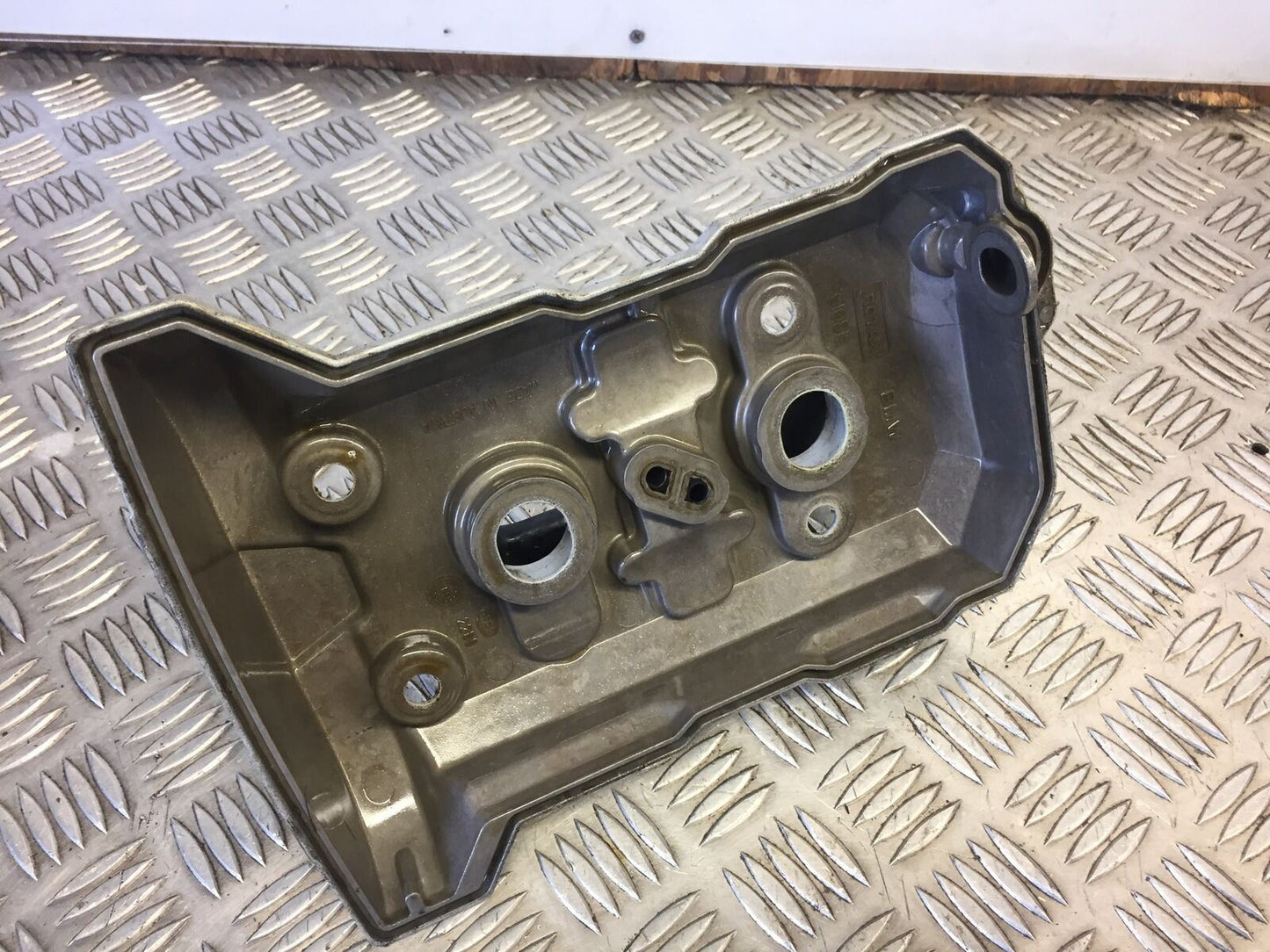 BMW F800 S ROCKER COVER YEAR 2006