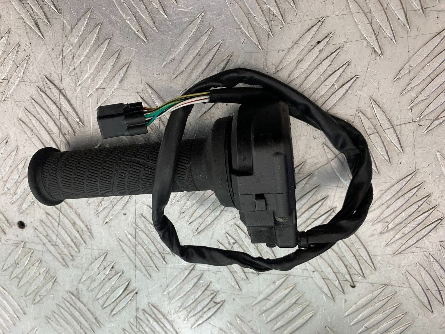 KTM 1290 SUPER DUKE R THROTTLE   YEAR 2020-2024 (CMB1272)