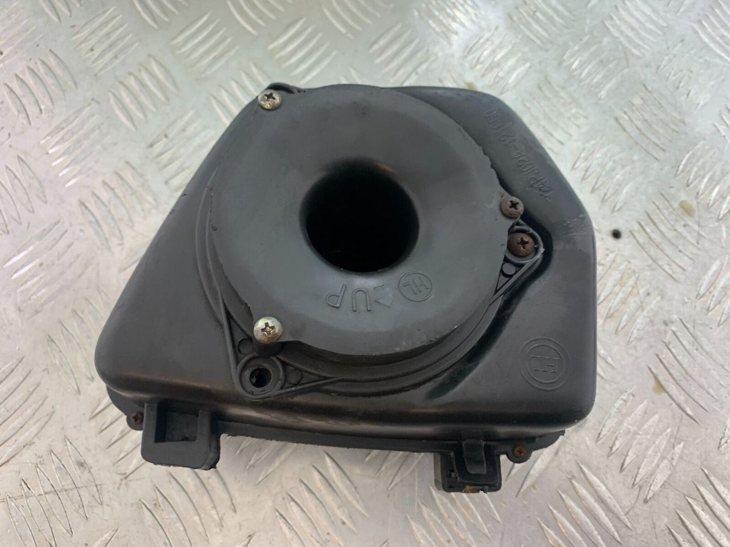 MUTT GT-SS 125 AIR BOX    YEAR 2020- 2024  (CMB1085)