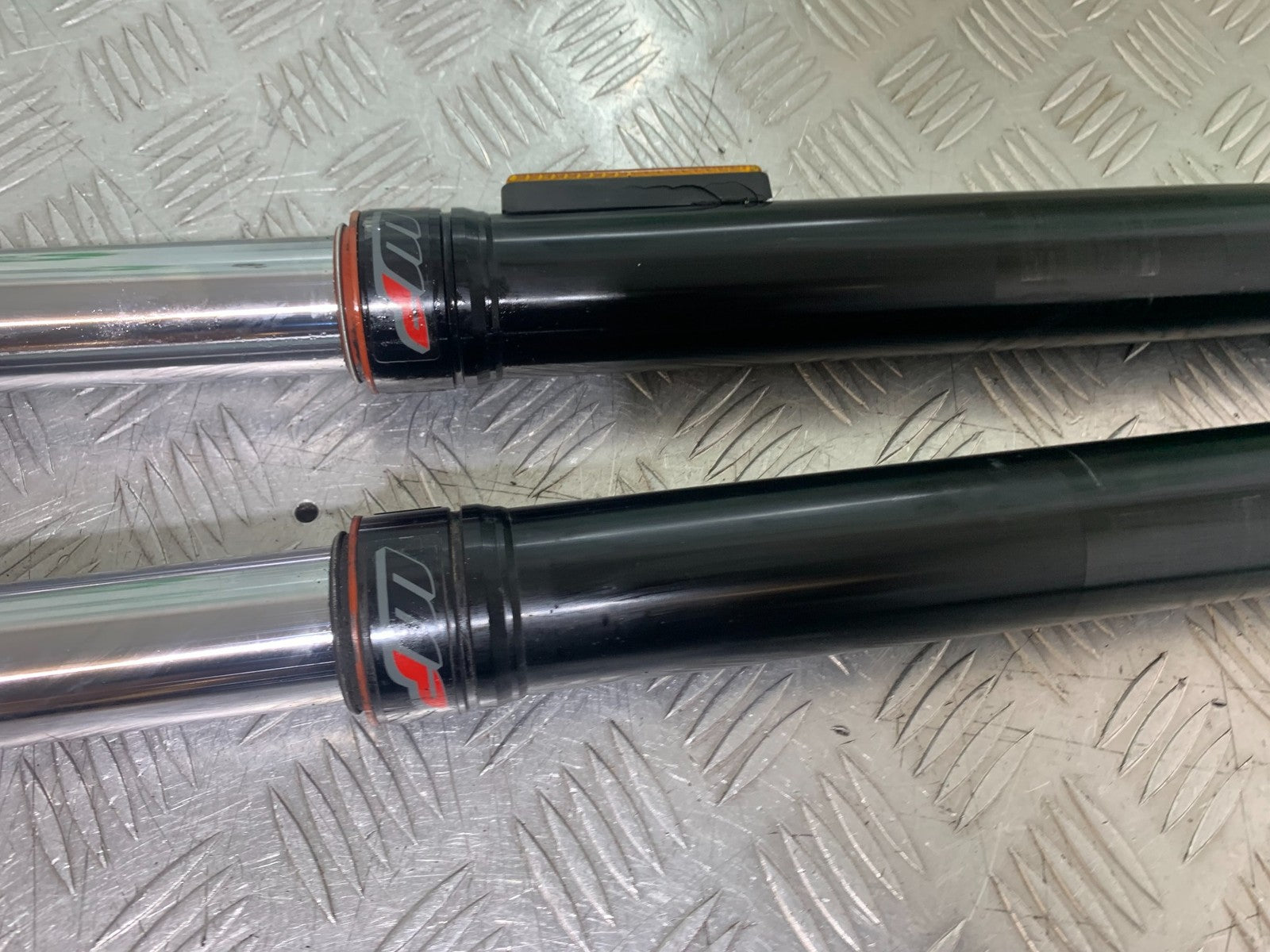 KTM DUKE 125 FORKS YEAR 2017-2022 (CMB1222)