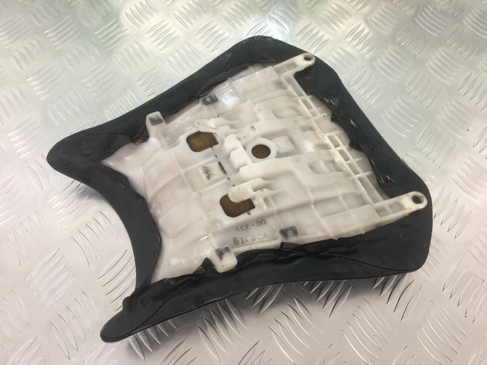 HONDA CBR600 RR FRONT SEAT   YEAR 2005-2006 (STOCK 933)