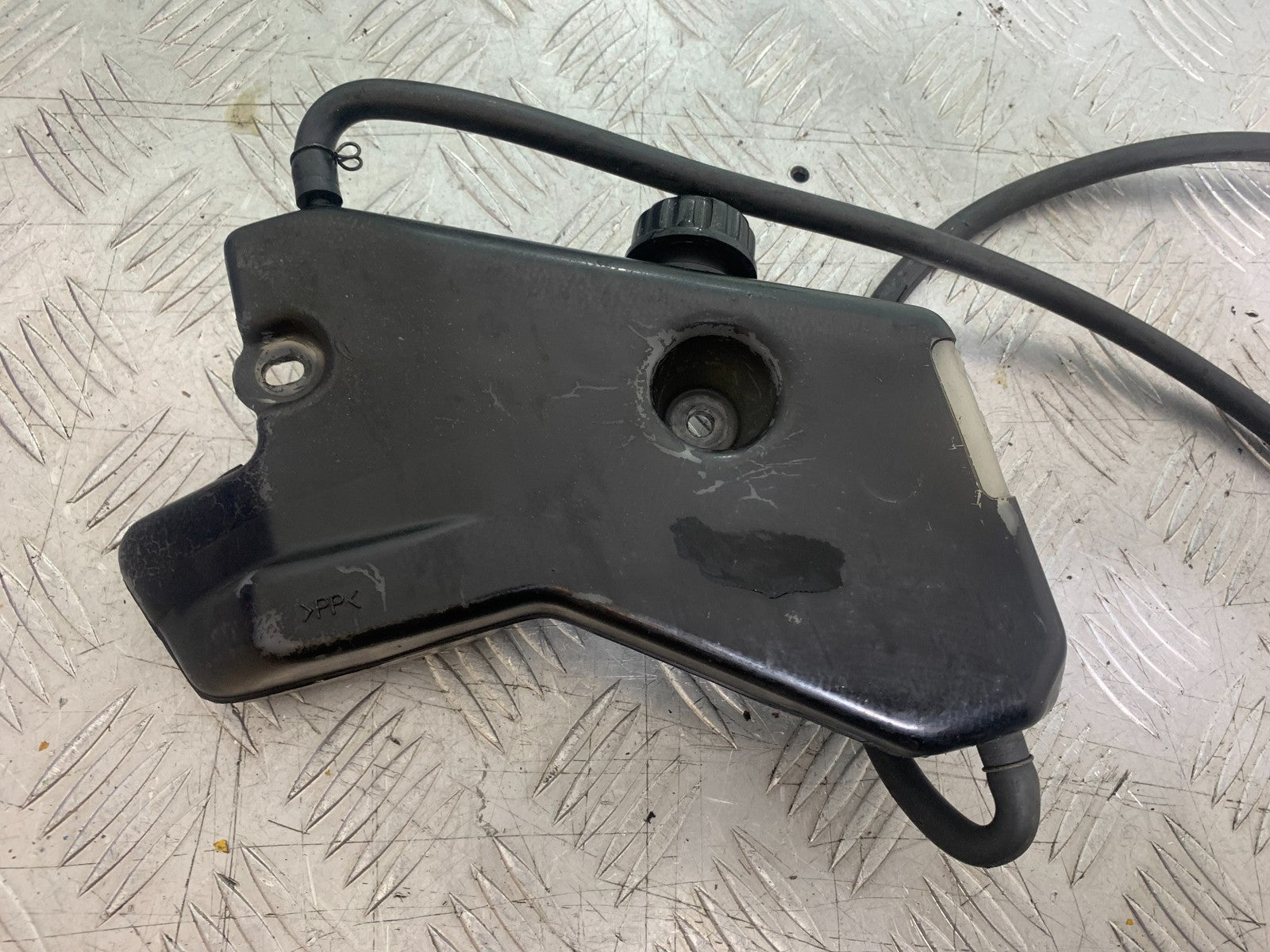 KAWASAKI ZX9R ZX9 C COOLANT BOTTLE   YEAR 1998-99 (CMB1213)