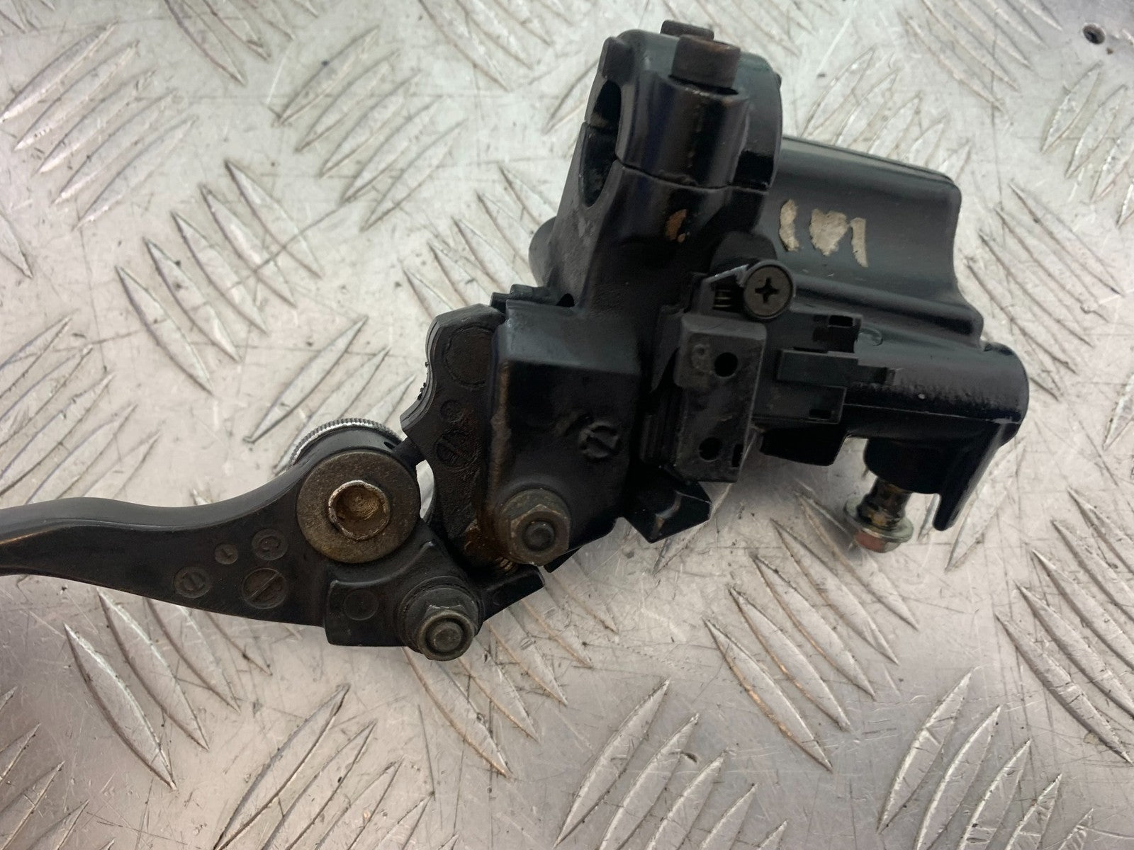 KAWASAKI ZZR1100 D CLUTCH MASTER CYLINDER  YEAR 1993-2001 (CMB1289)