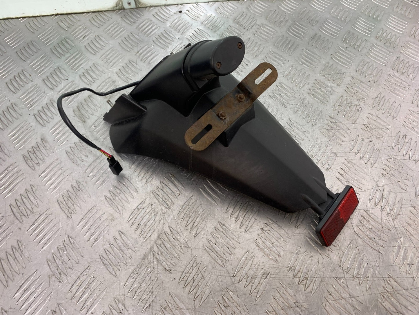 KAWASAKI GTR1400 GTR 1400 REAR MUDGUARD YEAR 2007-2009 (CMB1306)