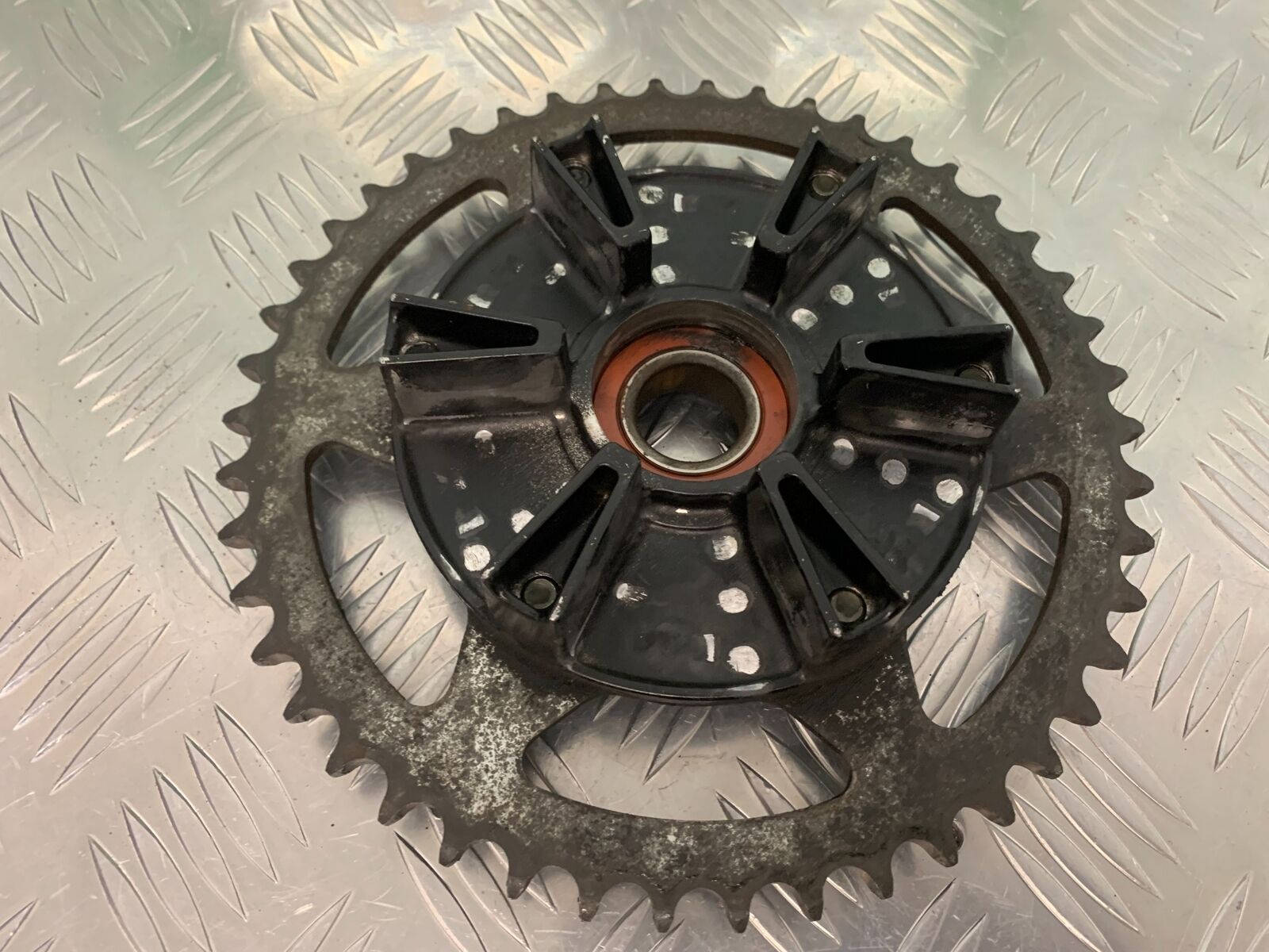 YAMAHA FZ6 FAZER SPROCKET CARRIER   YEAR 2004-2007  (STOCK 955)