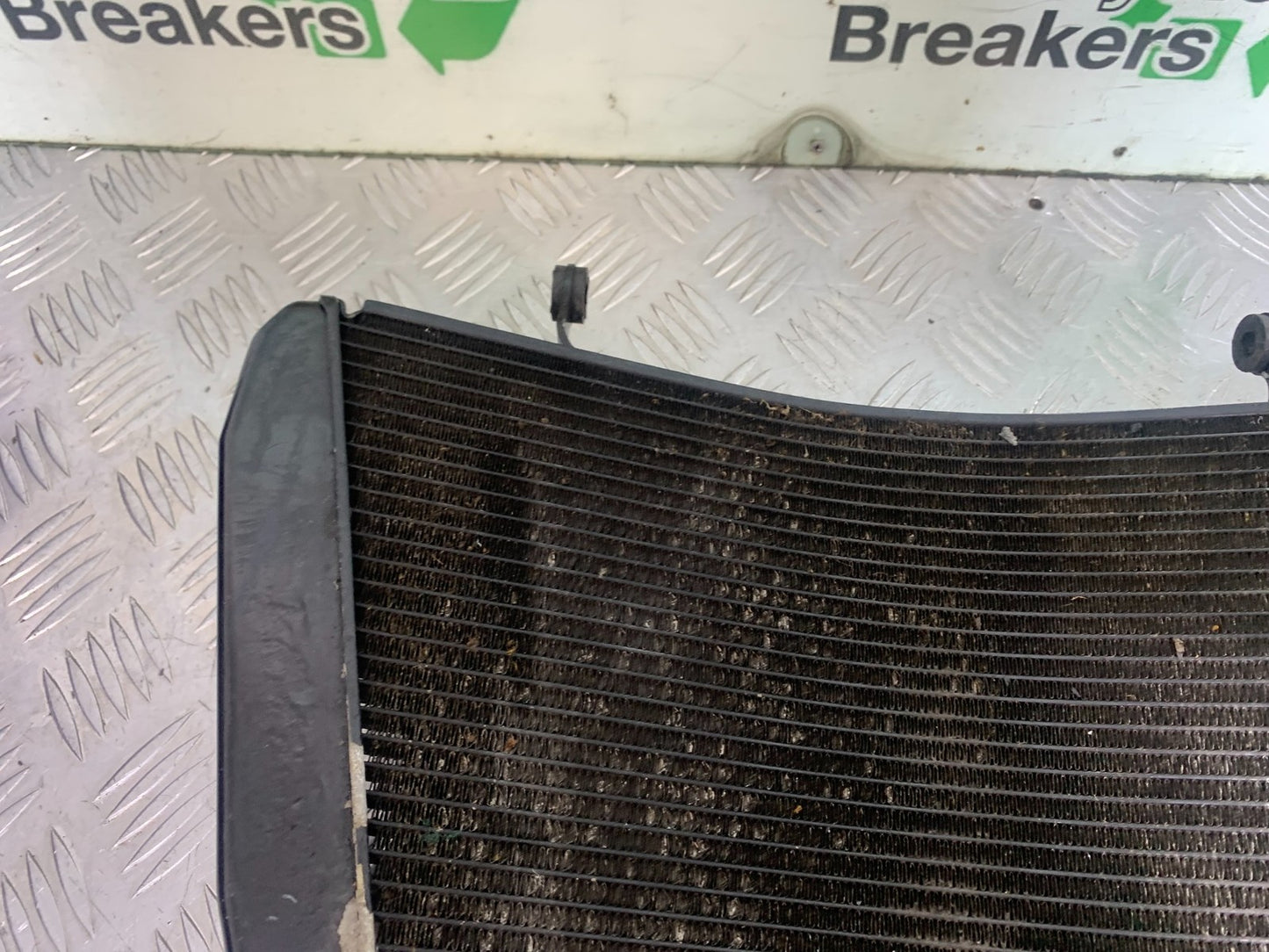HONDA CBR1000 rr FIREBLADE RADIATOR   YEAR 2012-2016 (CMB1198)