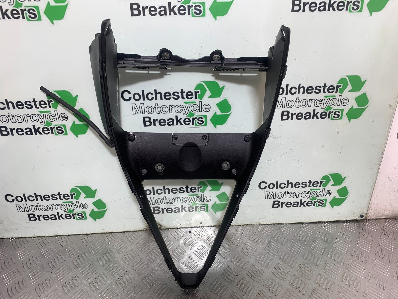 DUCATI 1299 PANIGALE FAIRING V PIECE COOLANT BOTTLE  YEAR 2016 (CMB 1187)