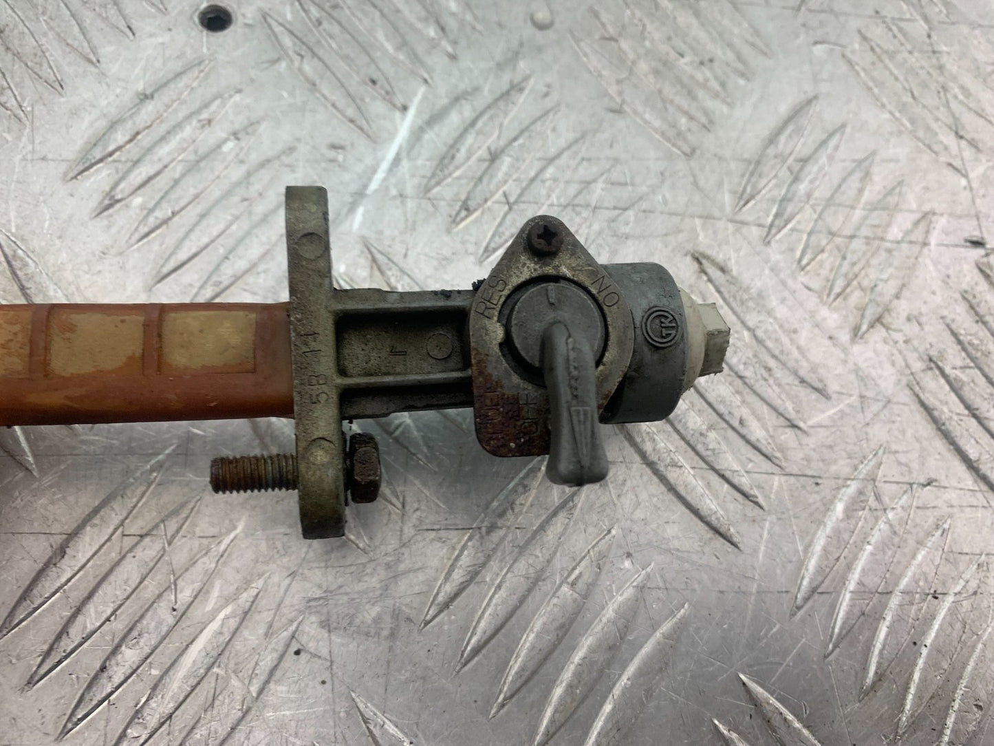 SUZUKI GP100 GP 100 PETROL TAP YEAR 1978-1988 (CMB1259)