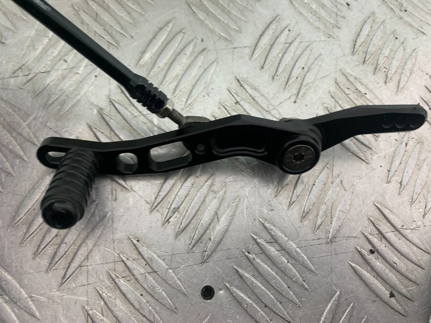 YAMAHA YZF R1 4C8 GILES ADJUSTABLE REARSETS  YEAR 2007-2008 (CMB1237)
