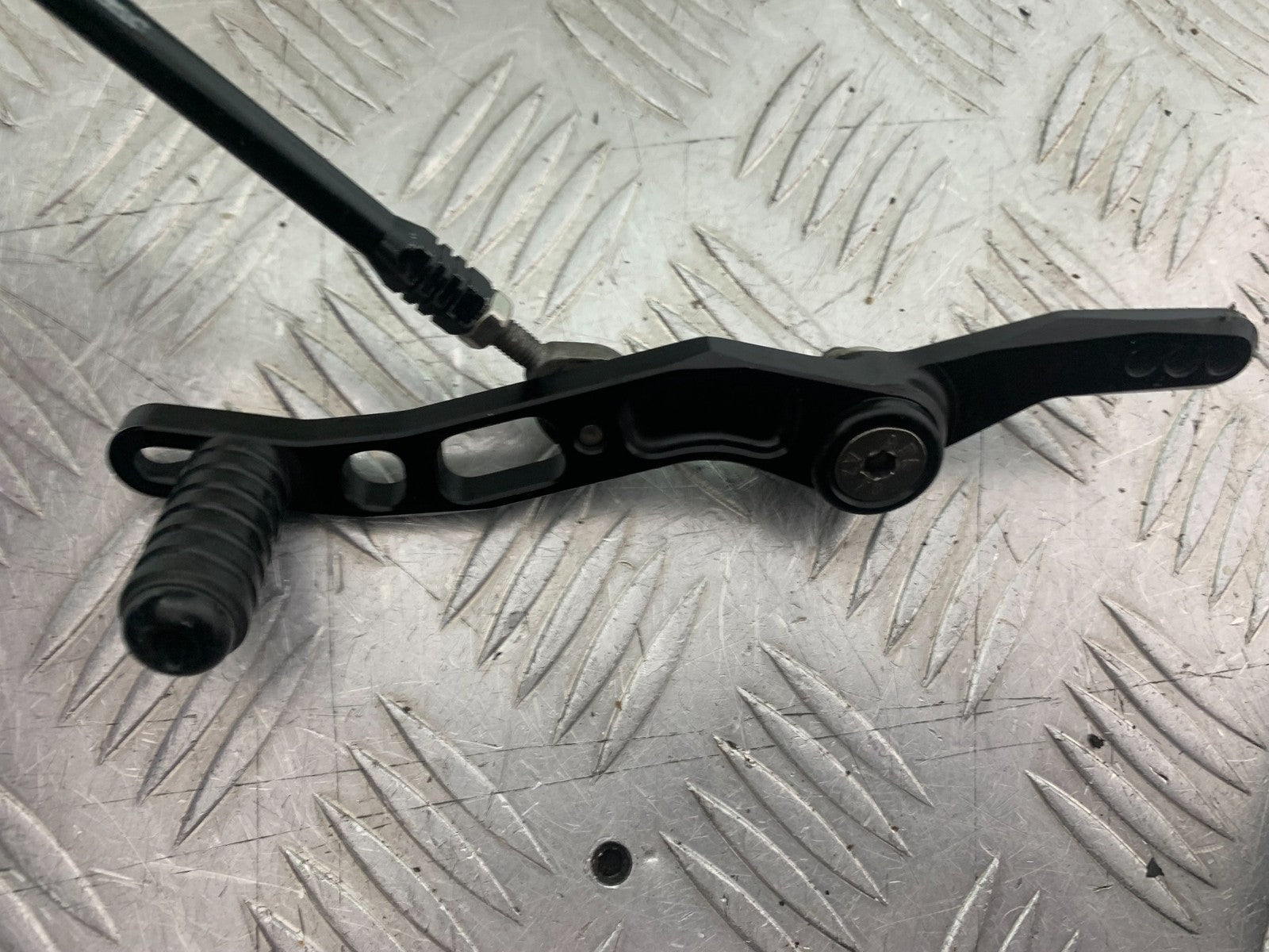 YAMAHA YZF R1 4C8 GILES ADJUSTABLE REARSETS  YEAR 2007-2008 (CMB1237)