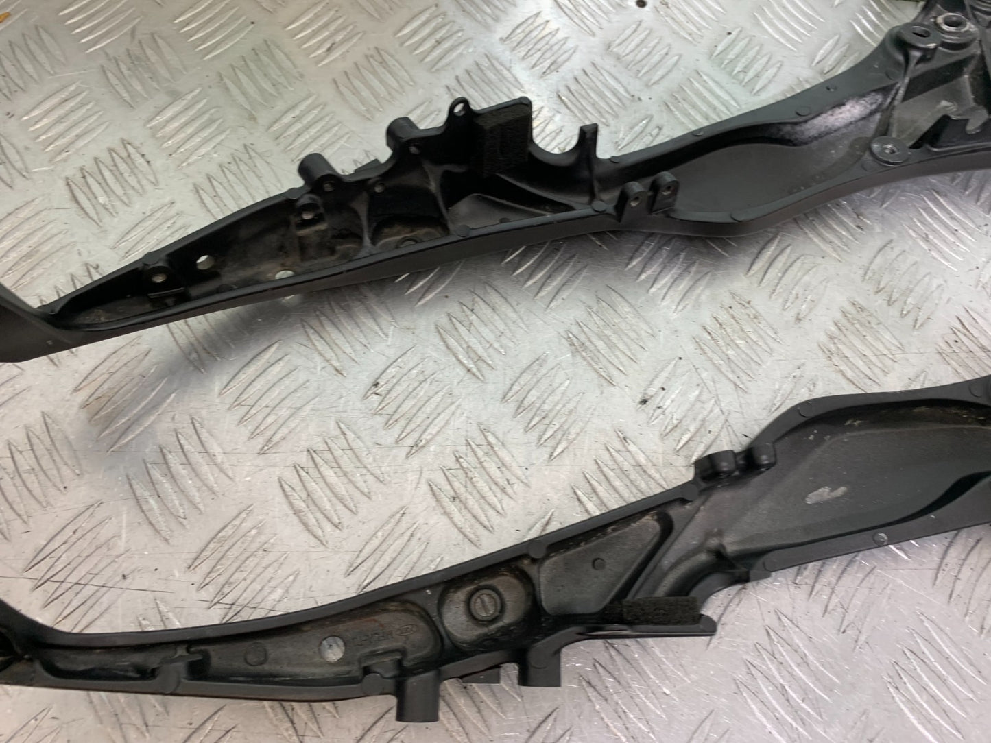 HONDA CBR1000 RR REAR SUBFRAME  YEAR  2008-2011 (CMB1330)