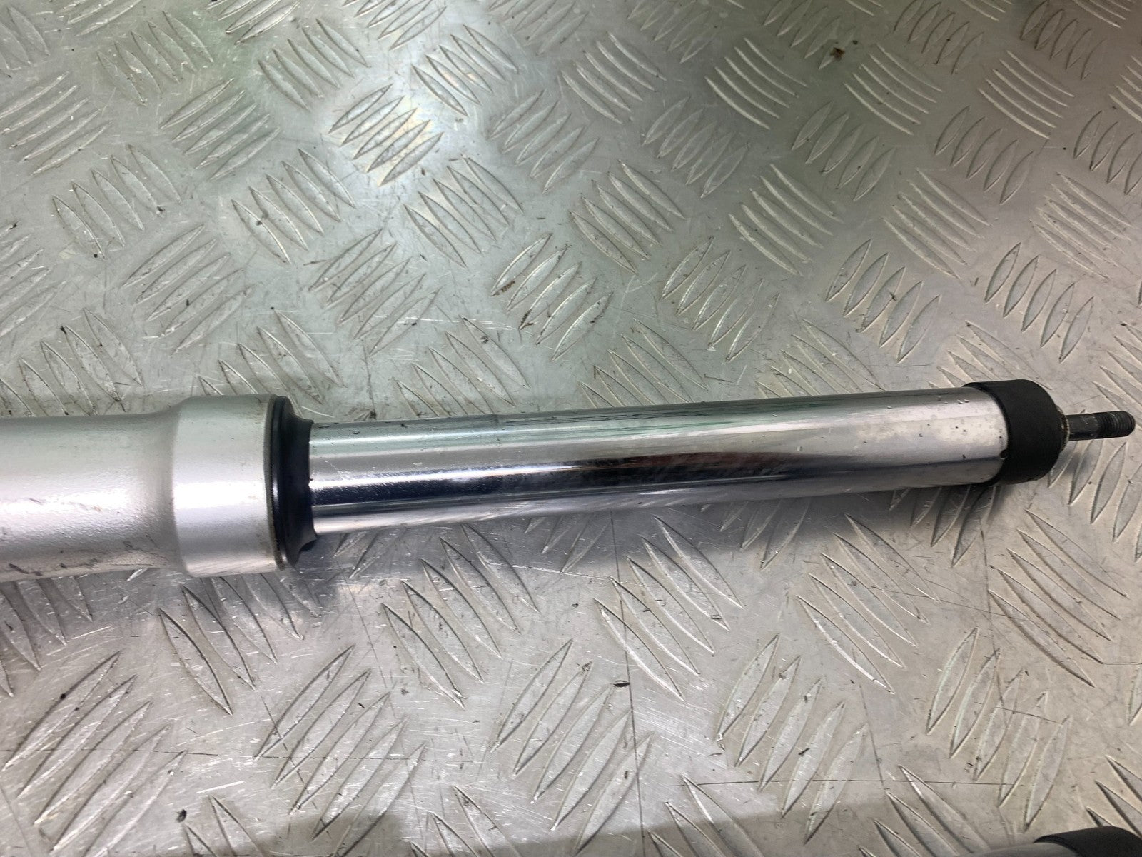BMW R850 R R850R  FORKS  YEAR 1994-2002 (CMB1170)