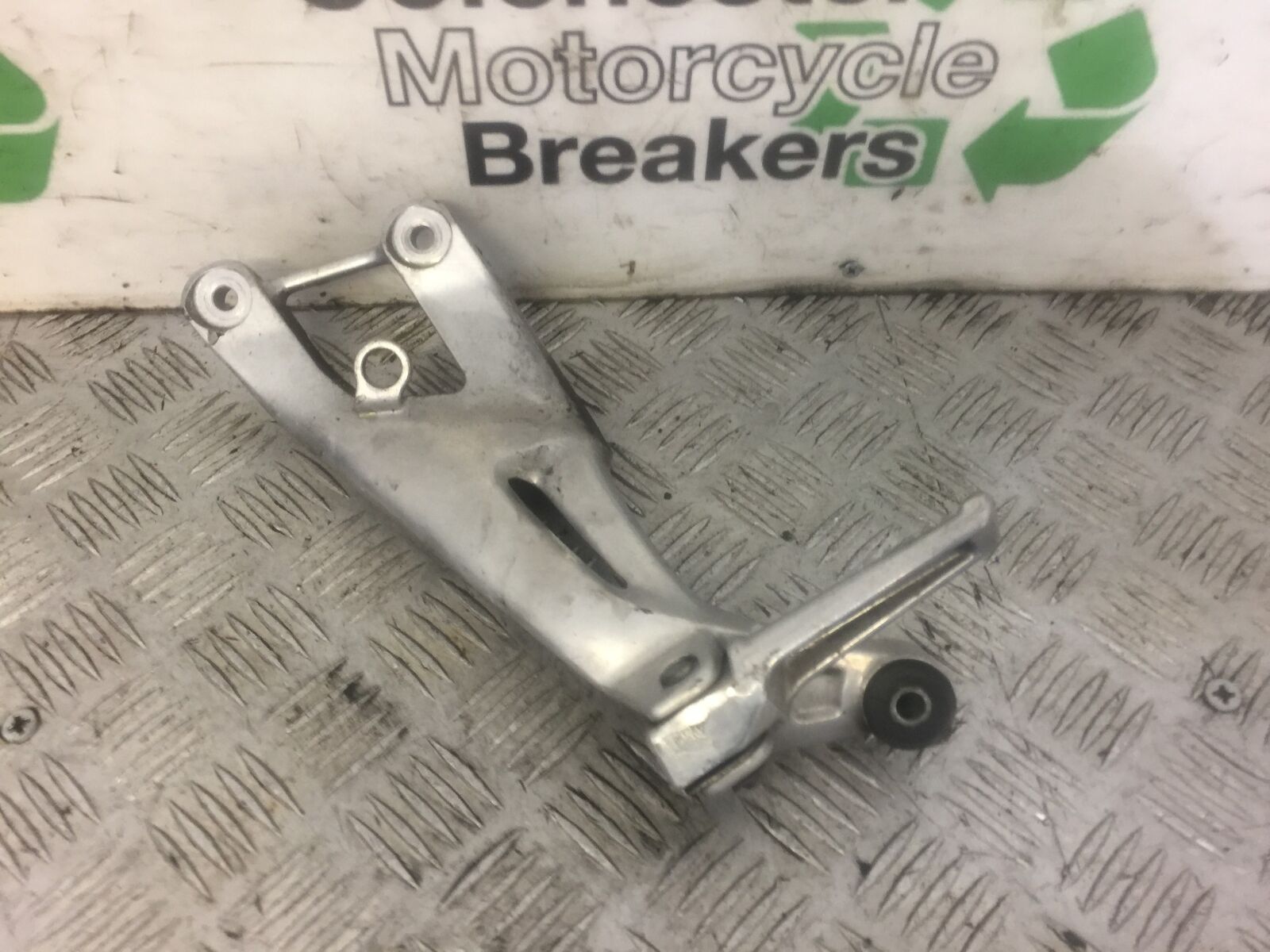 HONDA CBR1100 BLACKBIRD LEFT REAR HANGER AND PEG  YEAR 2002 (STOCK 461)