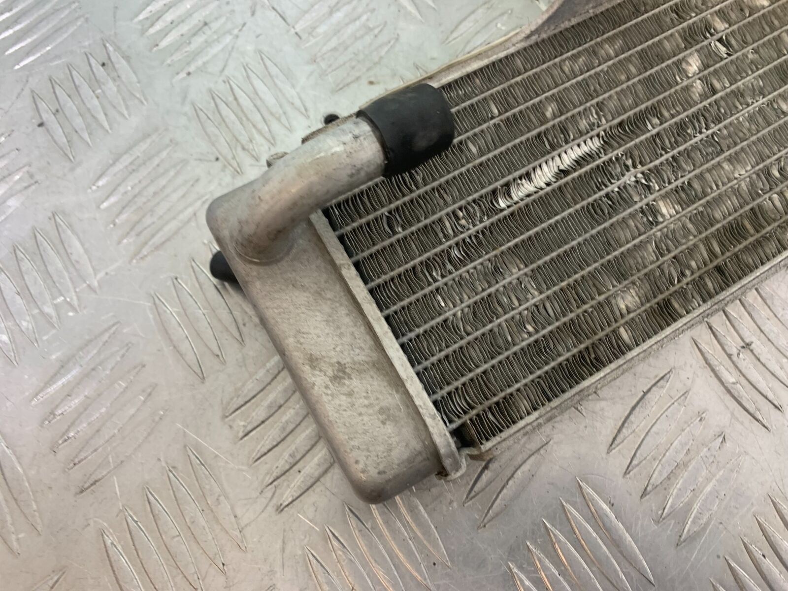 HUSQVARNA TE630 TE 630 RADIATOR YEAR 2010-11 (CMB1120)