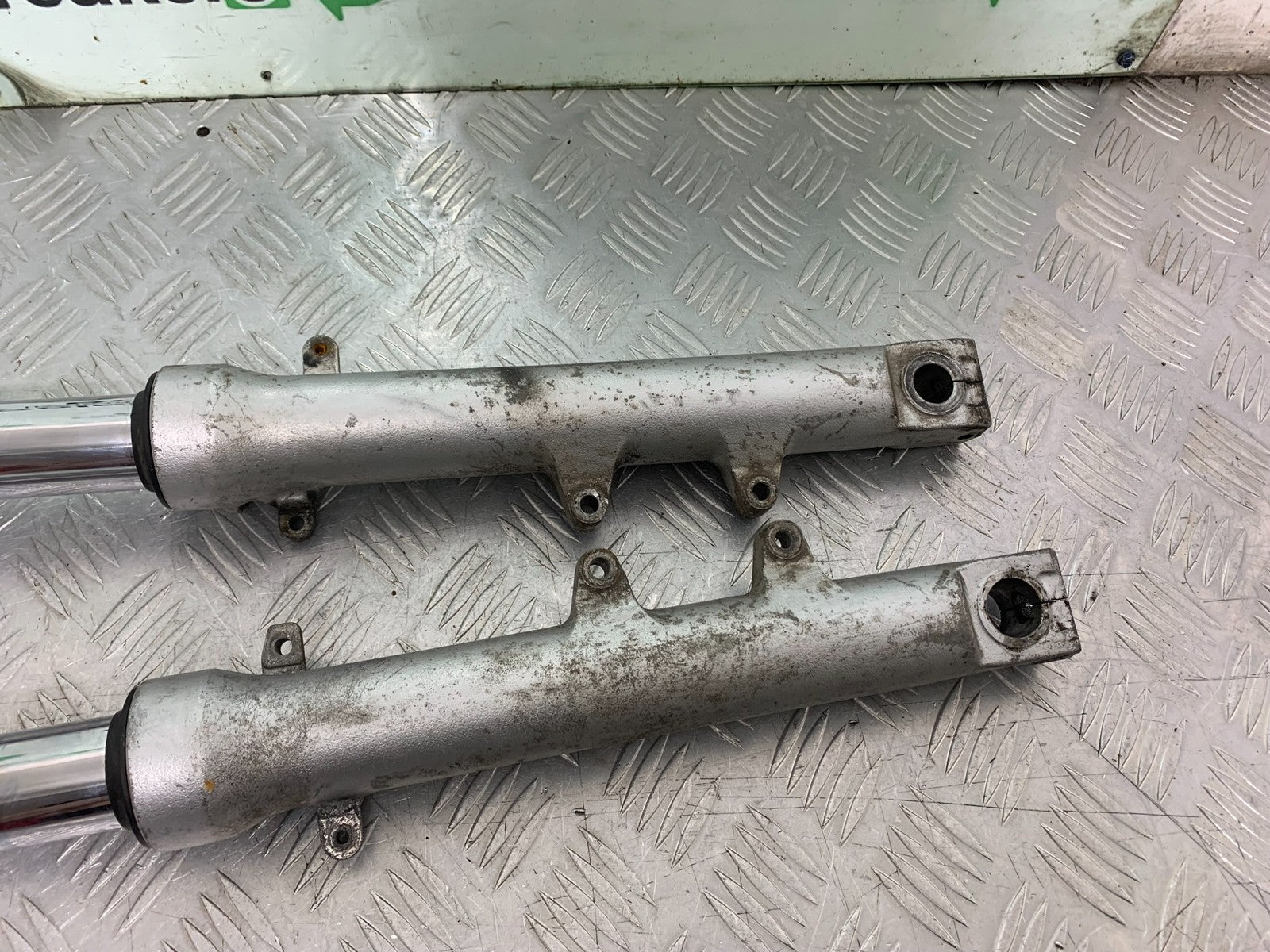HONDA CB600 CB 600 HORNET FORKS  YEAR 1998-2002 (CMB1297)