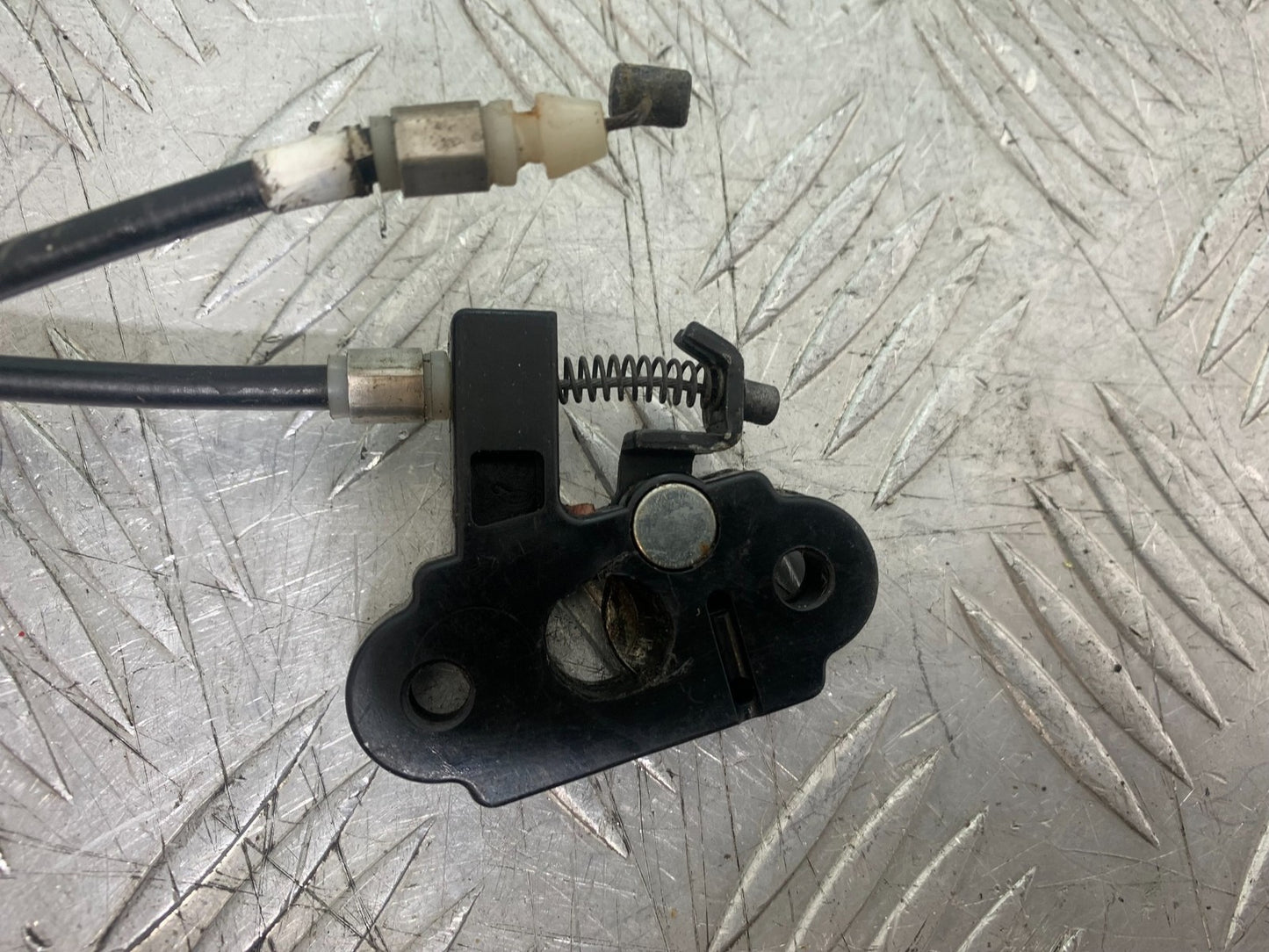 DUCATI 848 REAR SEAT CATCH & CABLE  YEAR 2008-2010 (CMB1323)