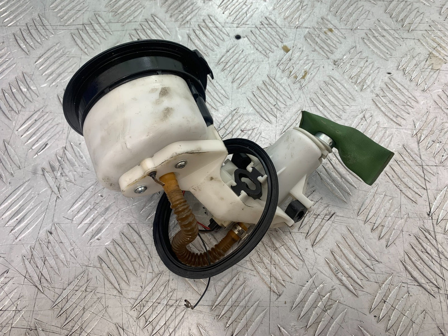 BMW K1300 S K 1300 S PETROL PUMP   YEAR 2009-16 (CMB1216)