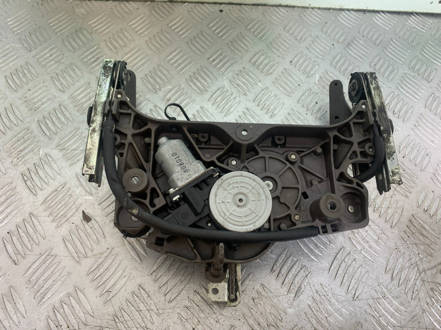 KAWASAKI GTR1400 GTR 1400 SCREEN MOTOR AND MOUNTING   YEAR 2007-2009 (CMB1174)
