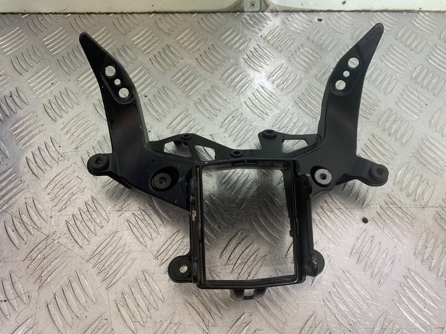 BMW S1000 RR FAIRING BRACKET   YEAR 2015-2018 (CMB1246)