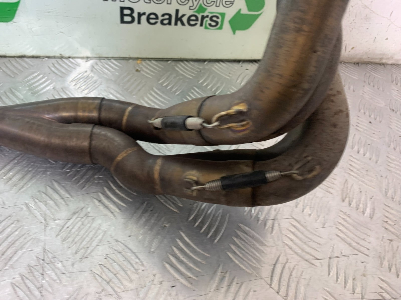 HONDA CBR1000 rr FIREBLADE AKRAPOVIC FULL EXHAUST  2008-2011 (CMB1253)