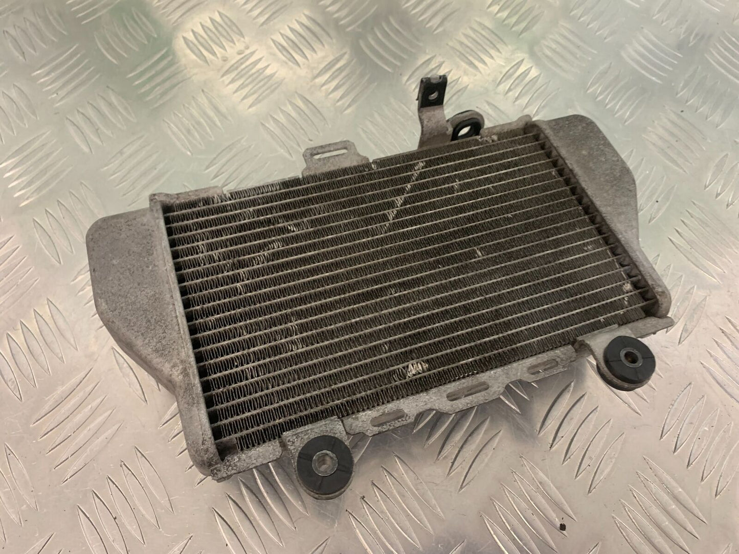 HONDA CRF1000 (DCT) AFRICA TWIN  LEFT RADIATOR   YEAR 2019 (STOCK 962)