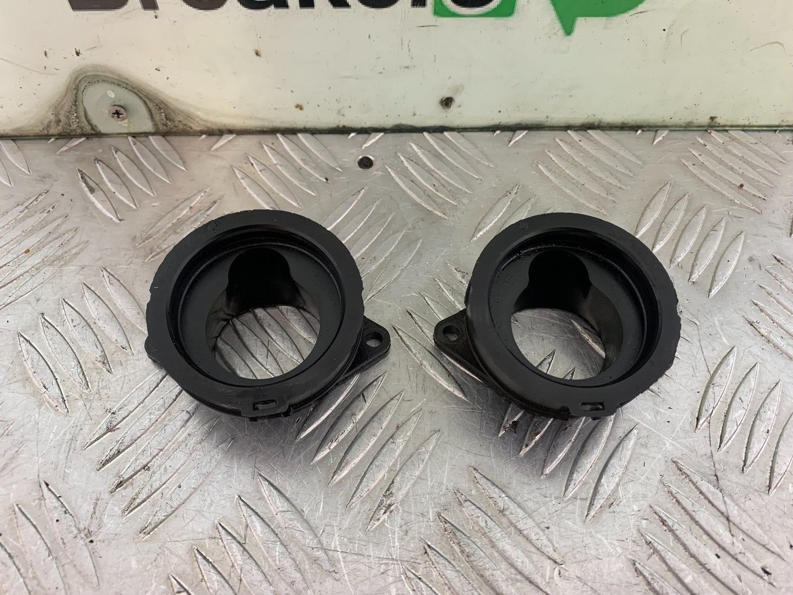 KAWASAKI NINJA 650 INLET RUBBERS YEAR 2017-2019