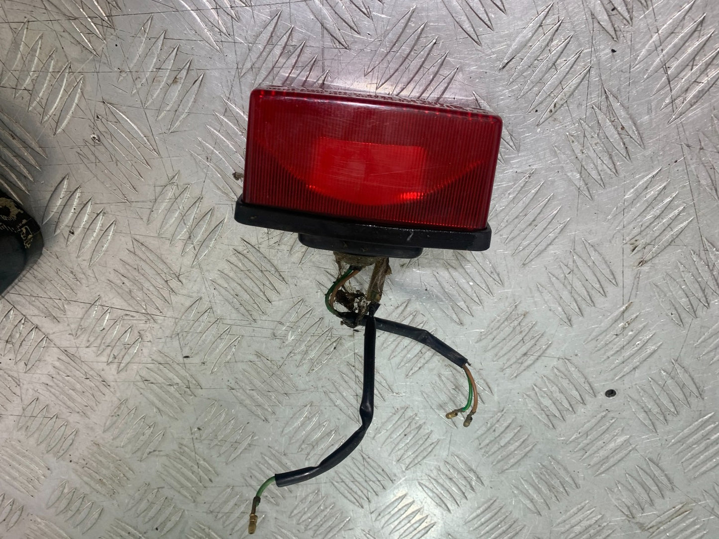 HONDA CG125 CG 125 REAR LIGHT YEAR 1998-2000 (CMB1282)