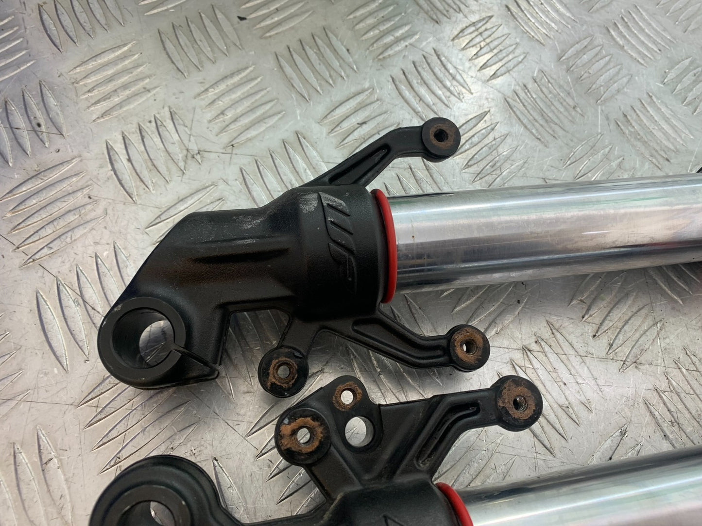 KTM 390 ADVENTURE FORKS  YEAR 2020-24 (CMB1240)