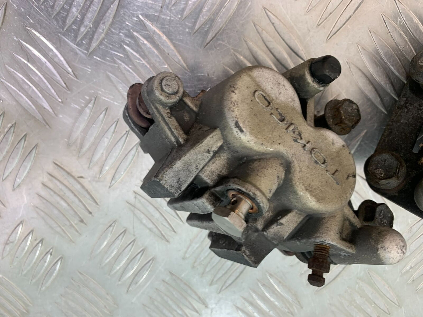 SUZUKI SV650 SV 650 FRONT CALIPERS  YEAR 2003-2006 (CMB1024)