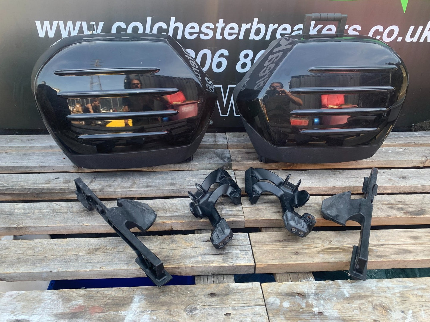 KAWASAKI GTR1400 GTR 1400 PANNIERS RAILS 1X KEY   YEAR 2007-2009 (CMB1174)