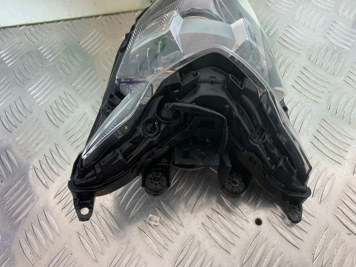 HONDA CBR650 F CBR 650F HEADLIGHT YEAR 2014-2017  (STOCK 998)