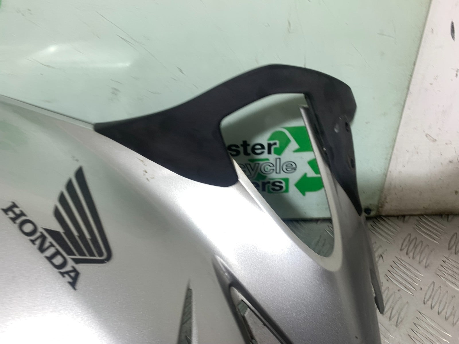 HONDA NT 700 V DEAUVILLE RIGHT FAIRING PANEL YEAR 2006-2011 (CMB1211)