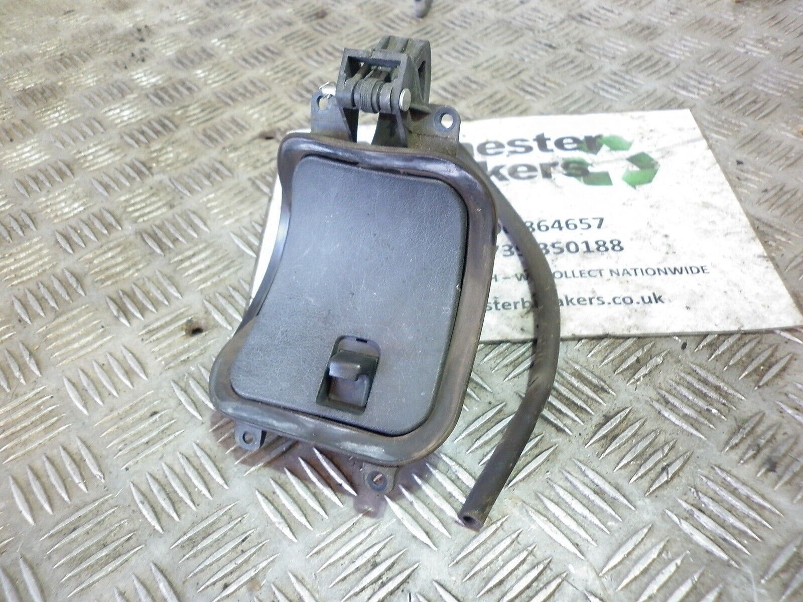 YAMAHA XMAX 250 X MAX 250 PETROL CAP LID YEAR 2006
