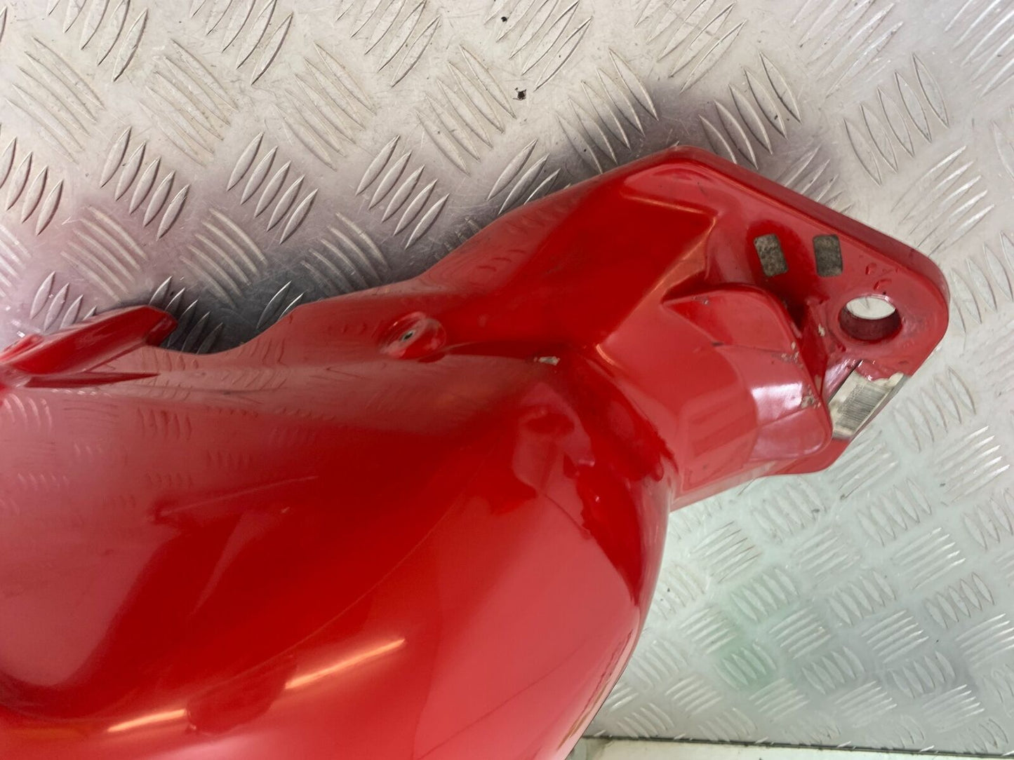 DUCATI STREETFIGHTER 848 PETROL TANK  YEAR 2011-2016 (CMB1050)