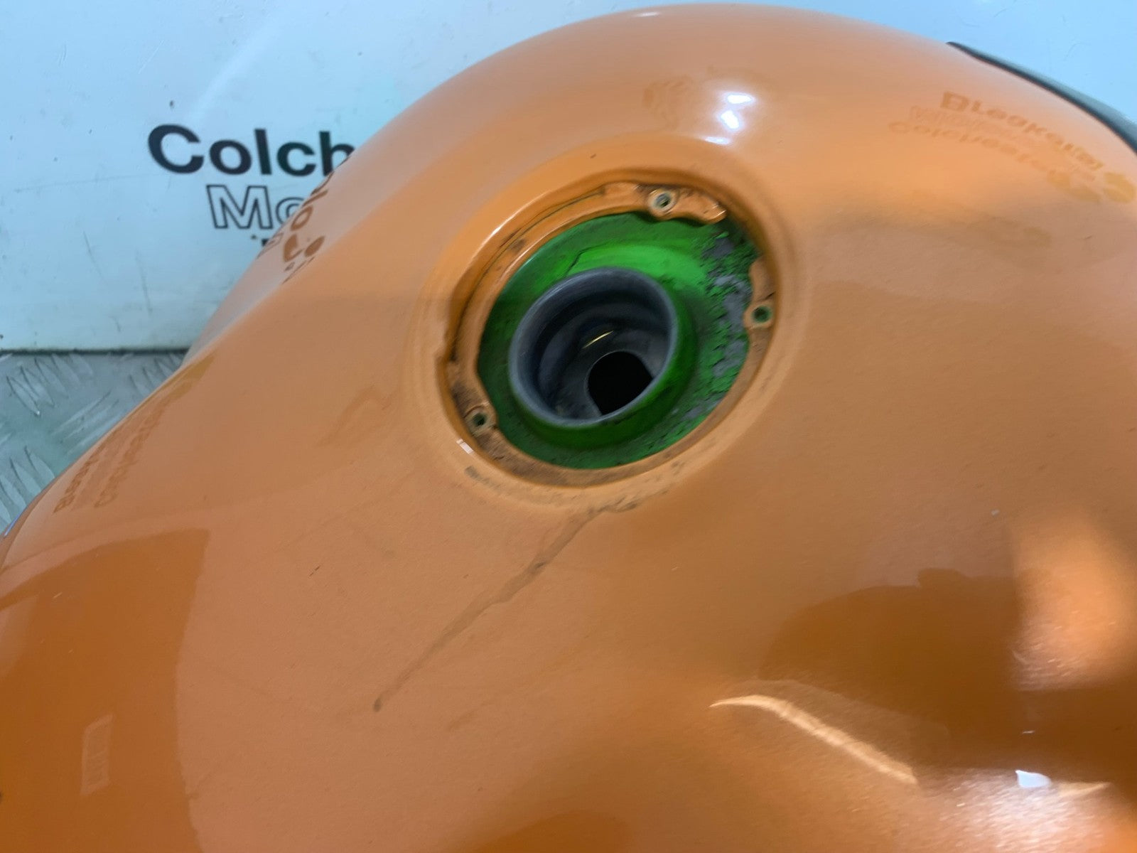 KAWASAKI ZX9R ZX9 E1 PETROL TANK  YEAR 2000-01 (CMB1171)