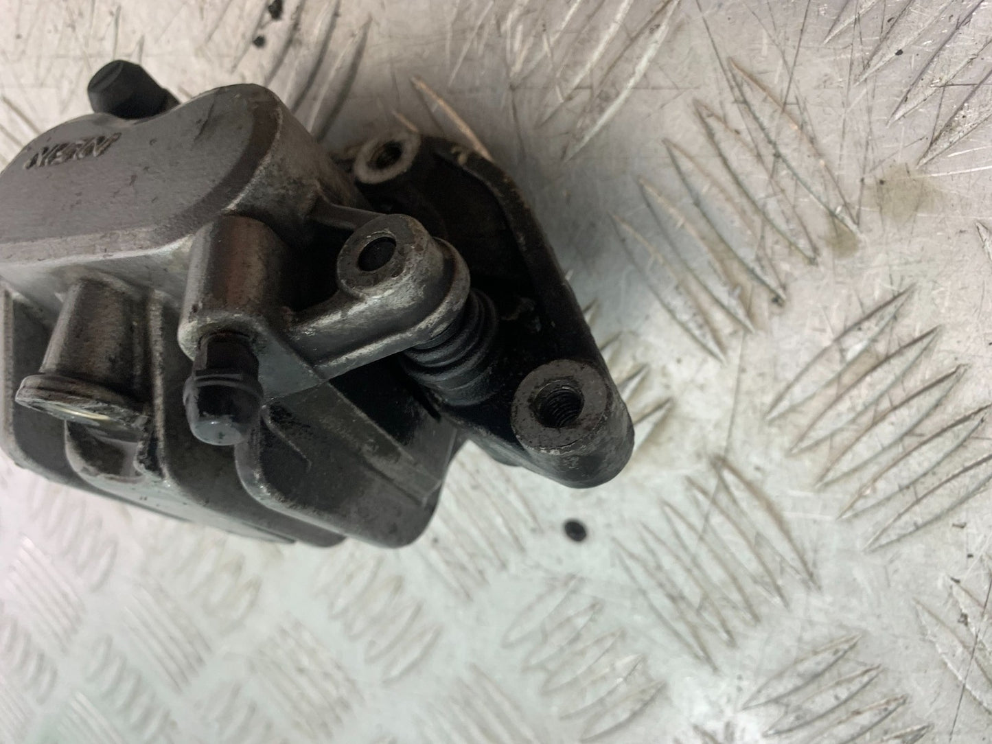 HONDA NTV 600 REVERE FRONT BRAKE CALIPER    YEAR 1988-1996  (CMB1281)