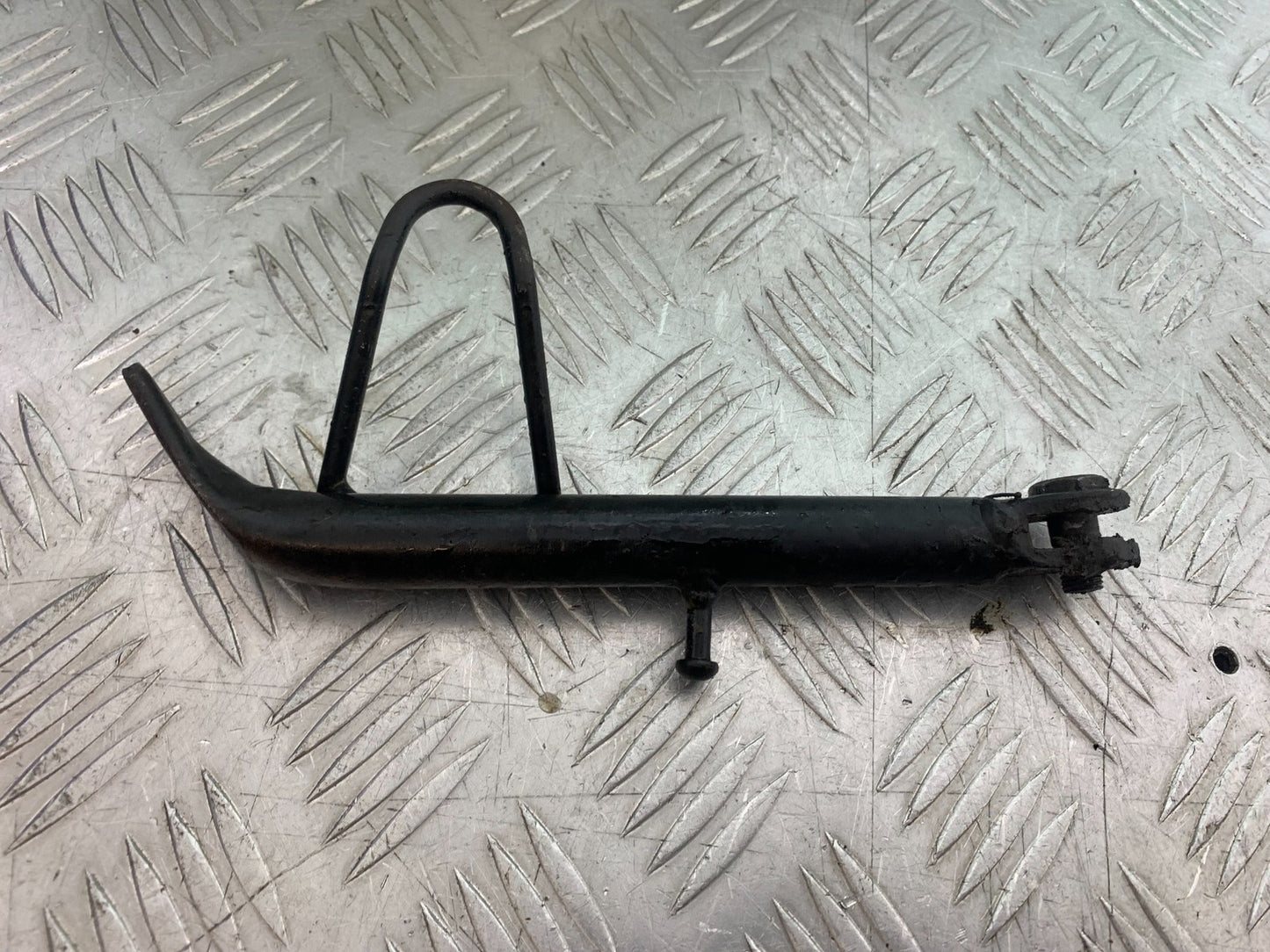 NECO ALEXONE 125 SIDE STAND  YEAR 2016-2022  (CMB1273)