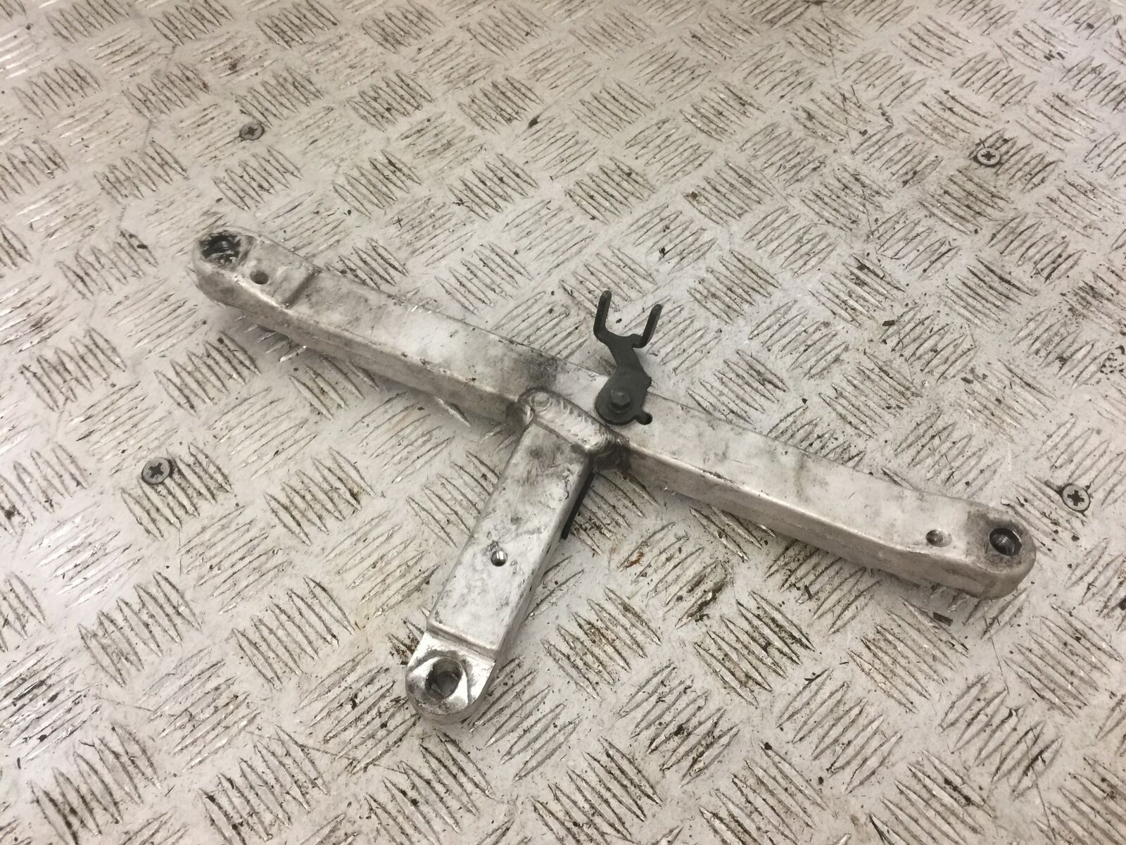 YAMAHA FJR1300 FJR 1300 FRAME RAIL   YEAR 2001-05 (STOCK 814)