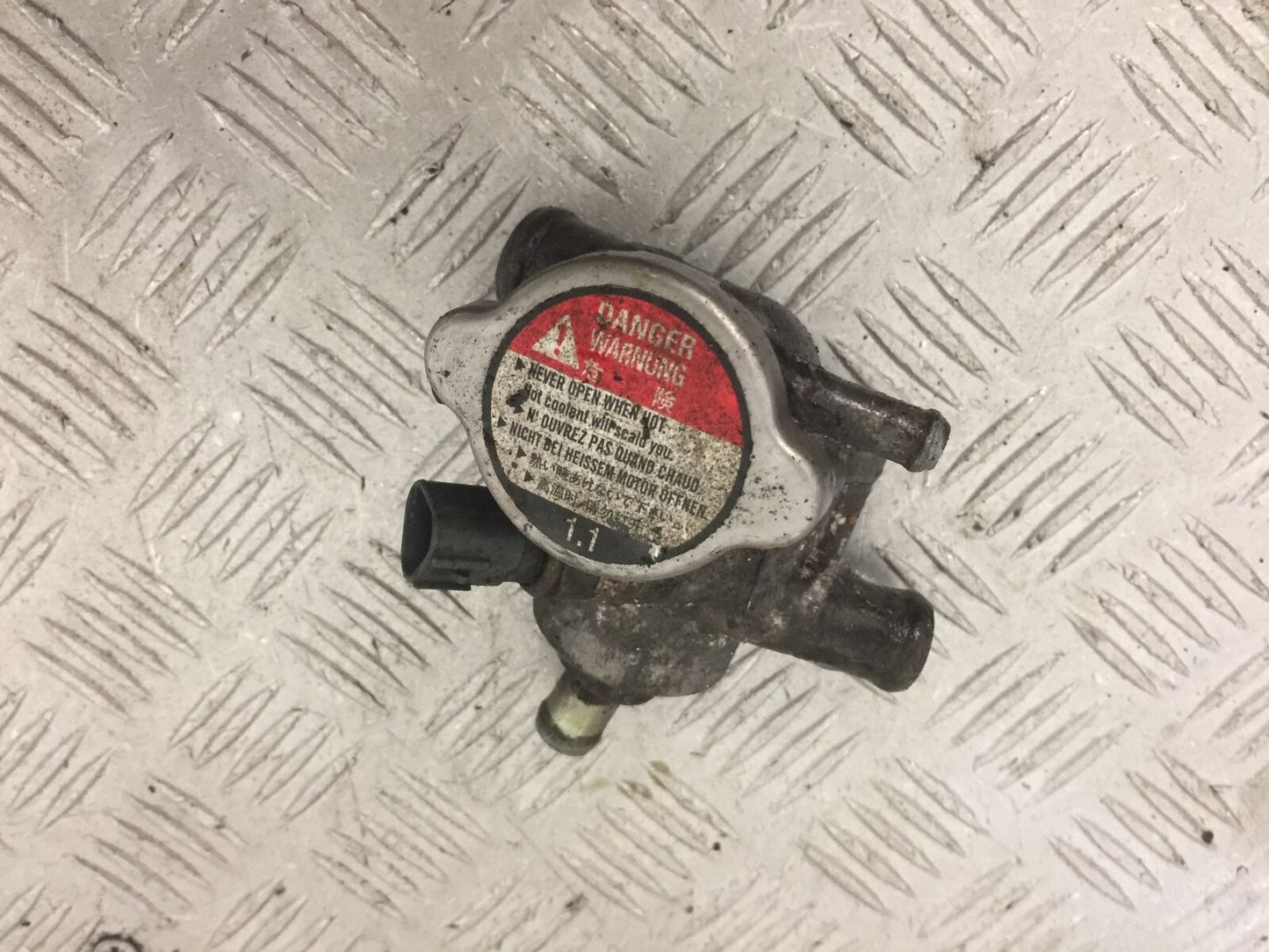 HONDA NT 700 V DEAUVILLE THERMOSTAT  YEAR 2006-2010 (STOCK 840)