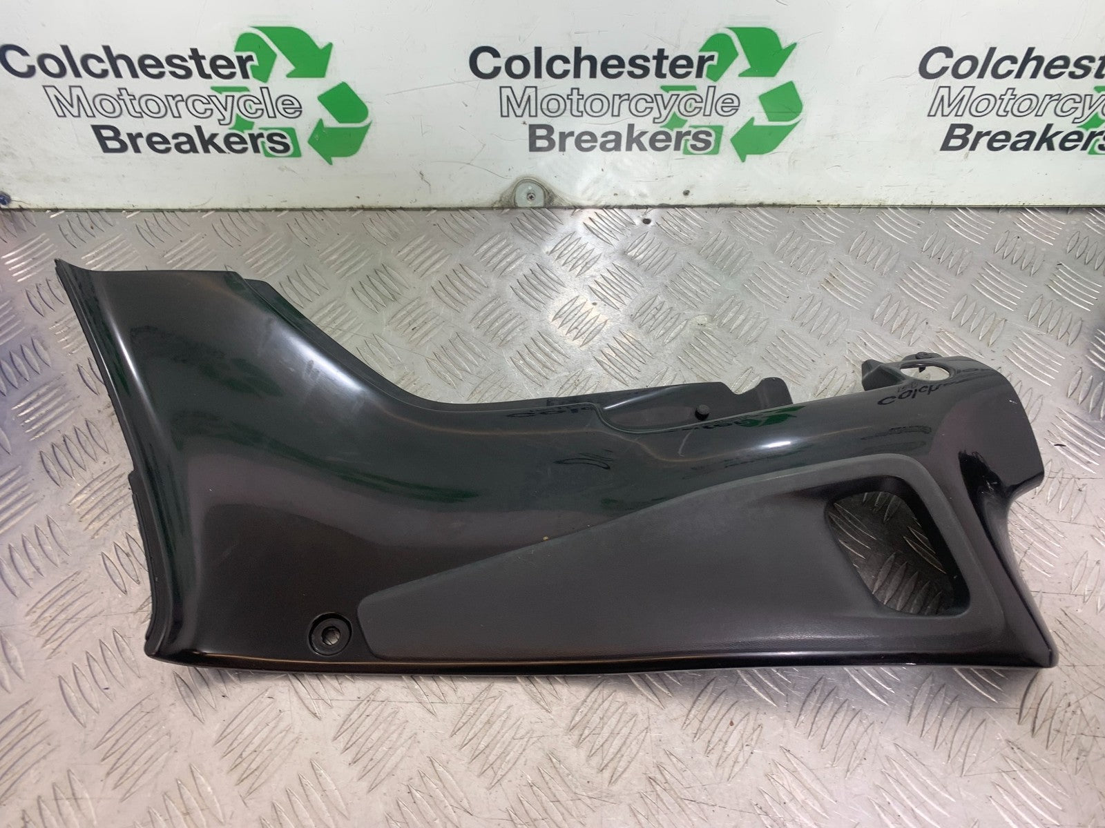 HONDA ST1100 PAN EUROPEAN LEFT SEAT PANEL  YEAR 1993-2001 (CMB1195)
