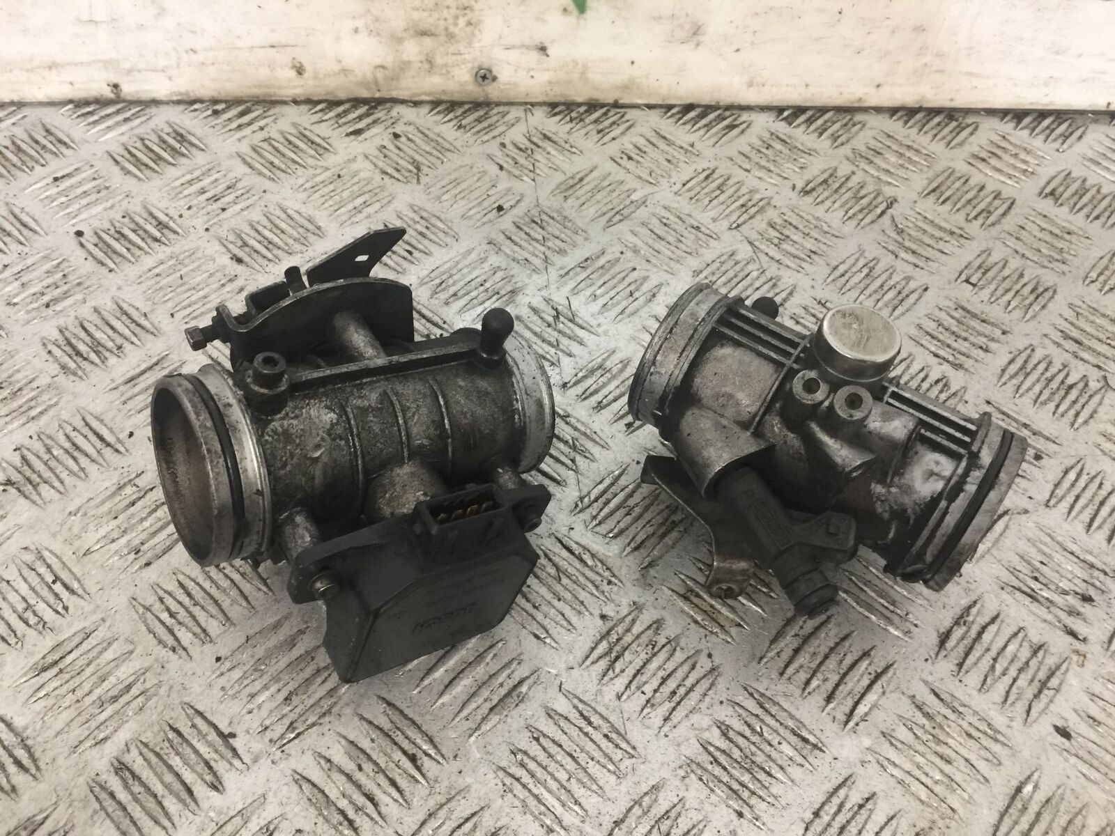 BMW R1100 S R 1100 S THROTTLE BODIES   YEAR 1999 (STOCK 797)