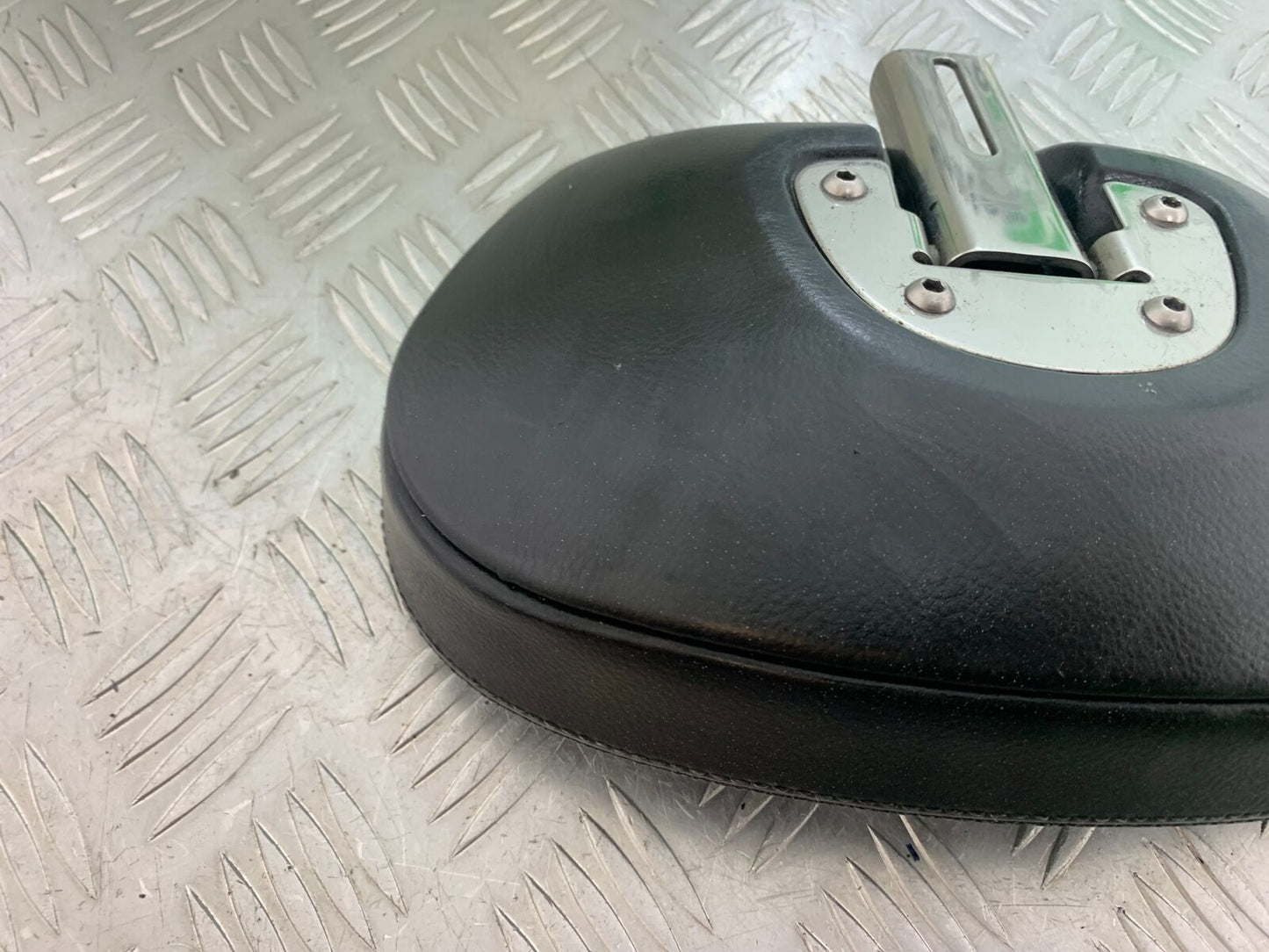 TRIUMPH THUNDERBIRD 1600 SEAT  YEAR 2011 (CMB1107)