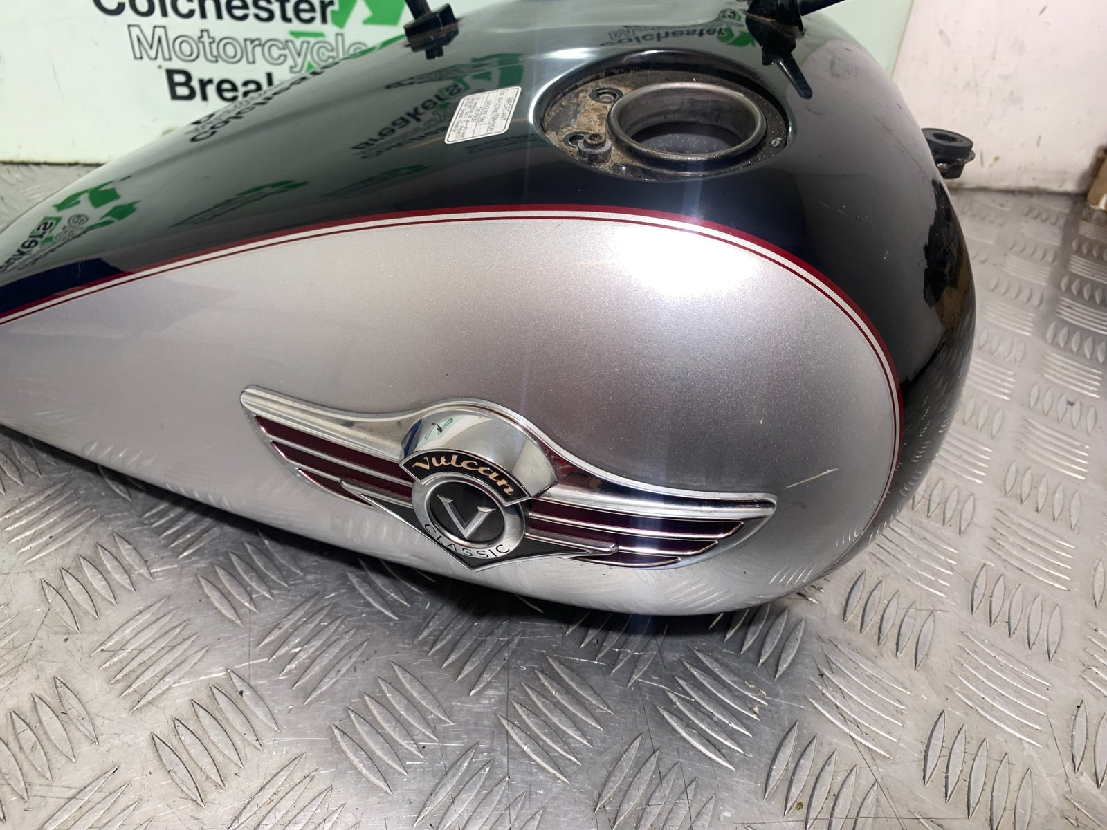 KAWASAKI VN1500 CLASSIC PETROL TANK  YEAR 1999 -2006 (CMB1166)
