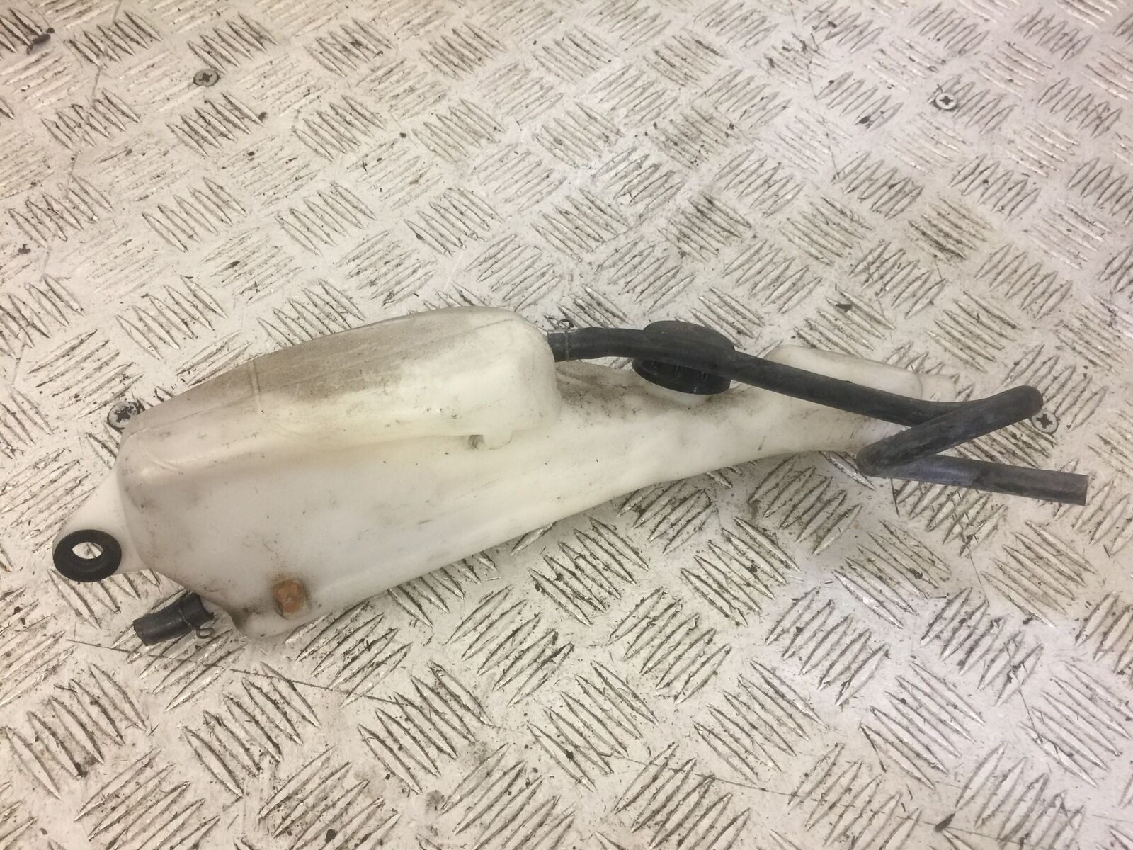 KAWASAKI Z750 Z 750 COOLANT BOTTLE   YEAR 2009-2012 (STOCK 670)