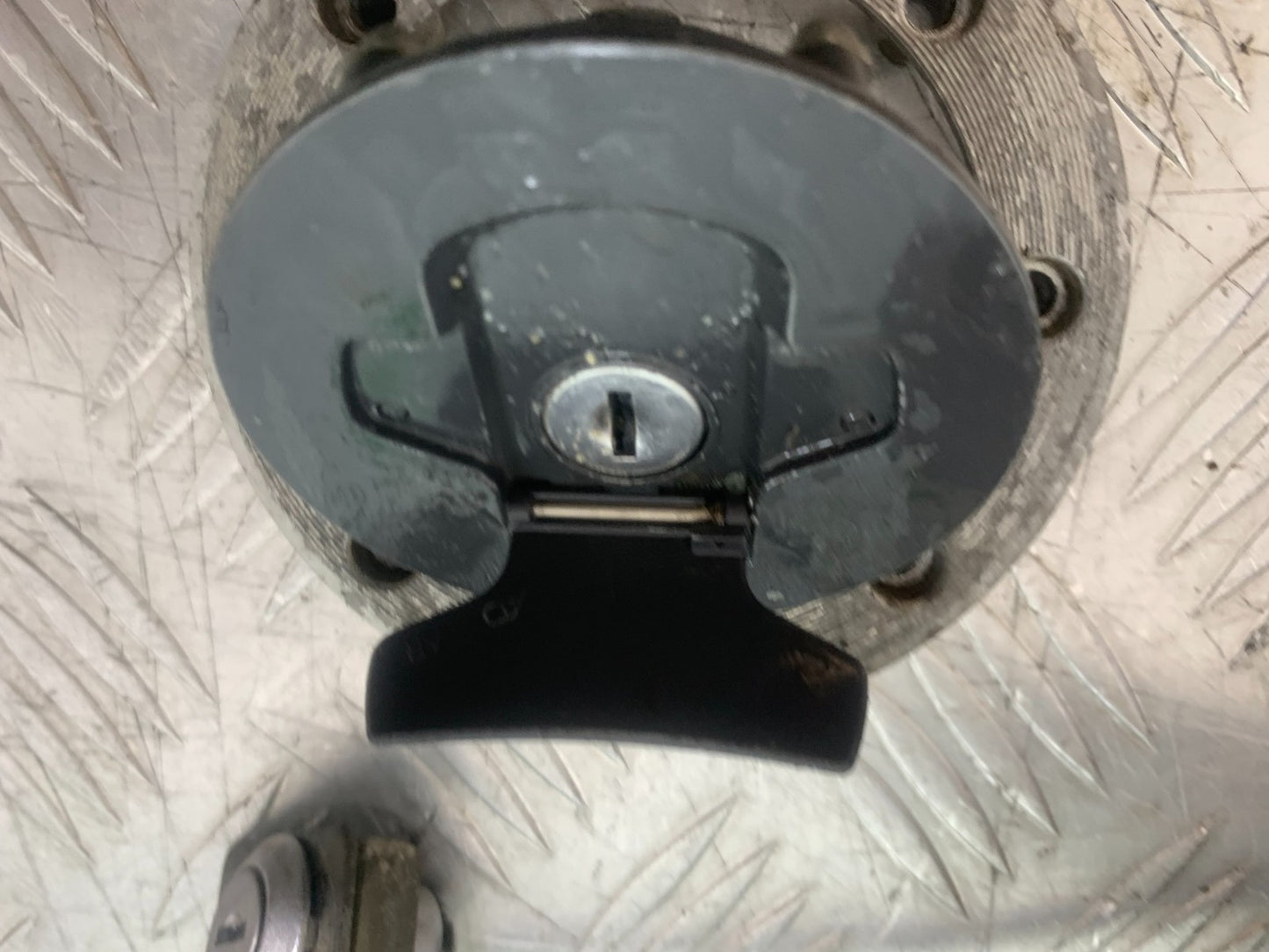SUZUKI SV650 SV 650 mk1 LOCKS AND KEY  1999-2002 (CMB1238)